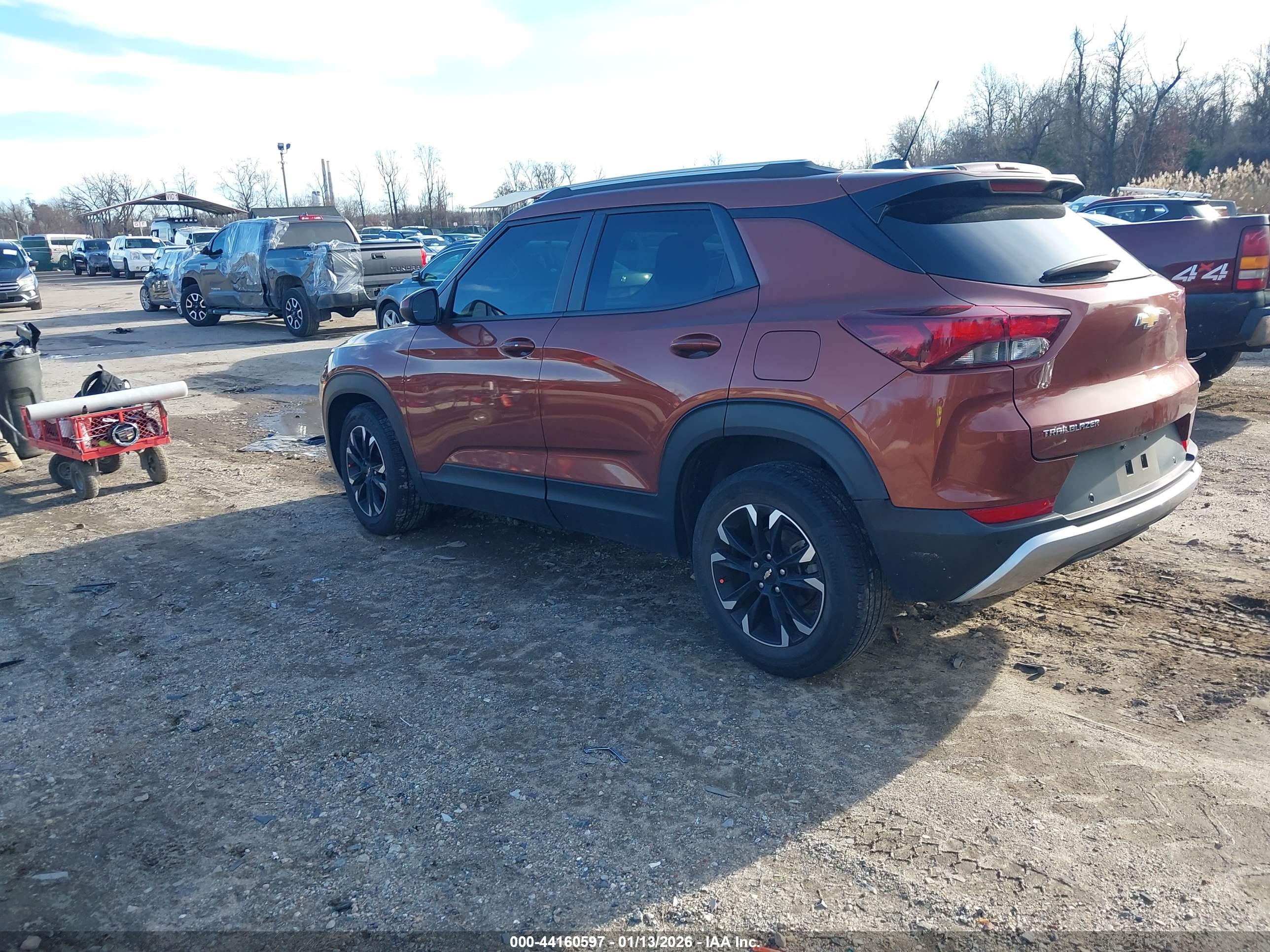 CHEVROLET TRAILBLAZER image 3