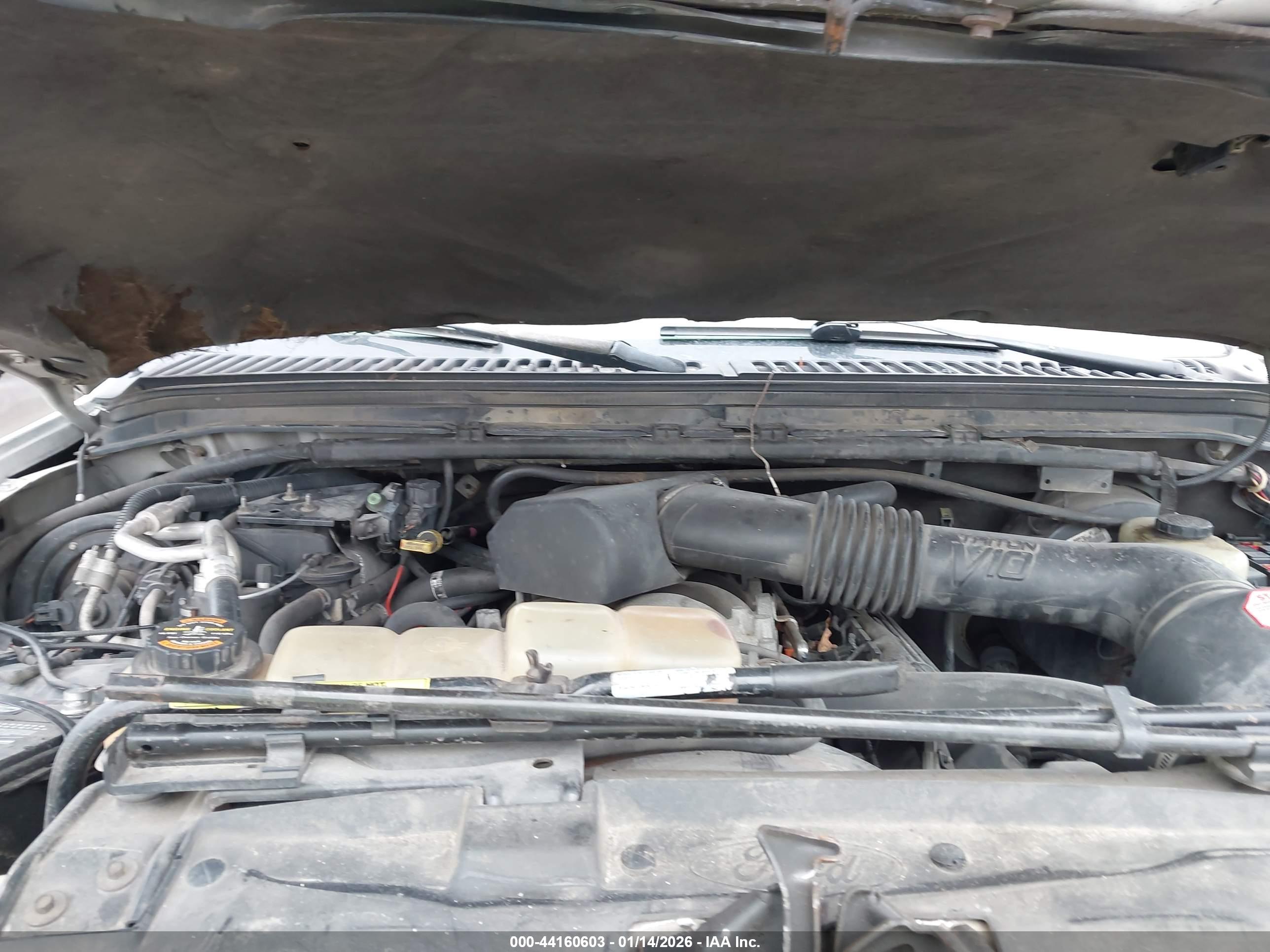 FORD EXCURSION image 10