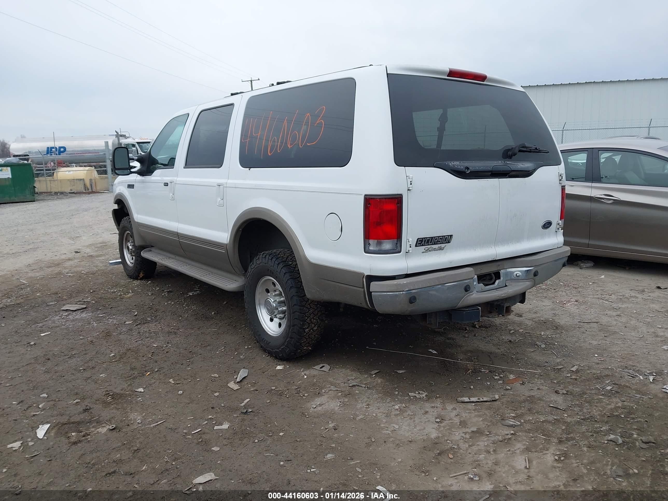 FORD EXCURSION image 3