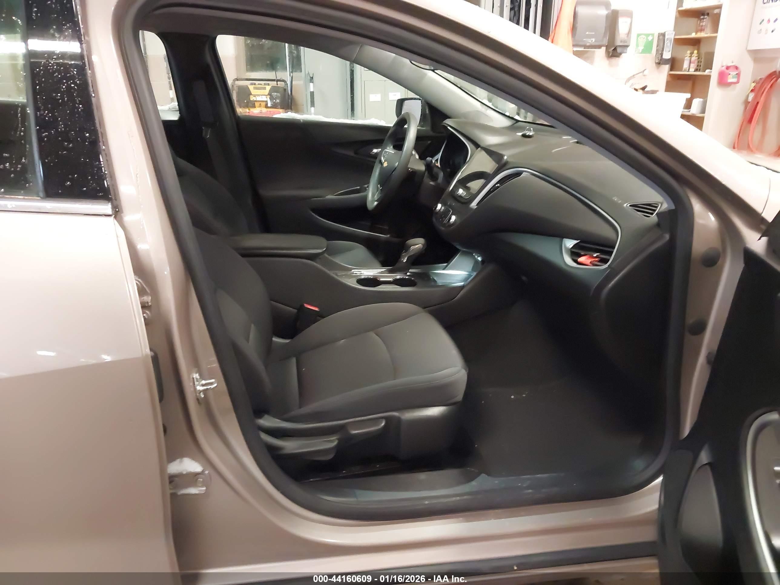 CHEVROLET MALIBU image 5
