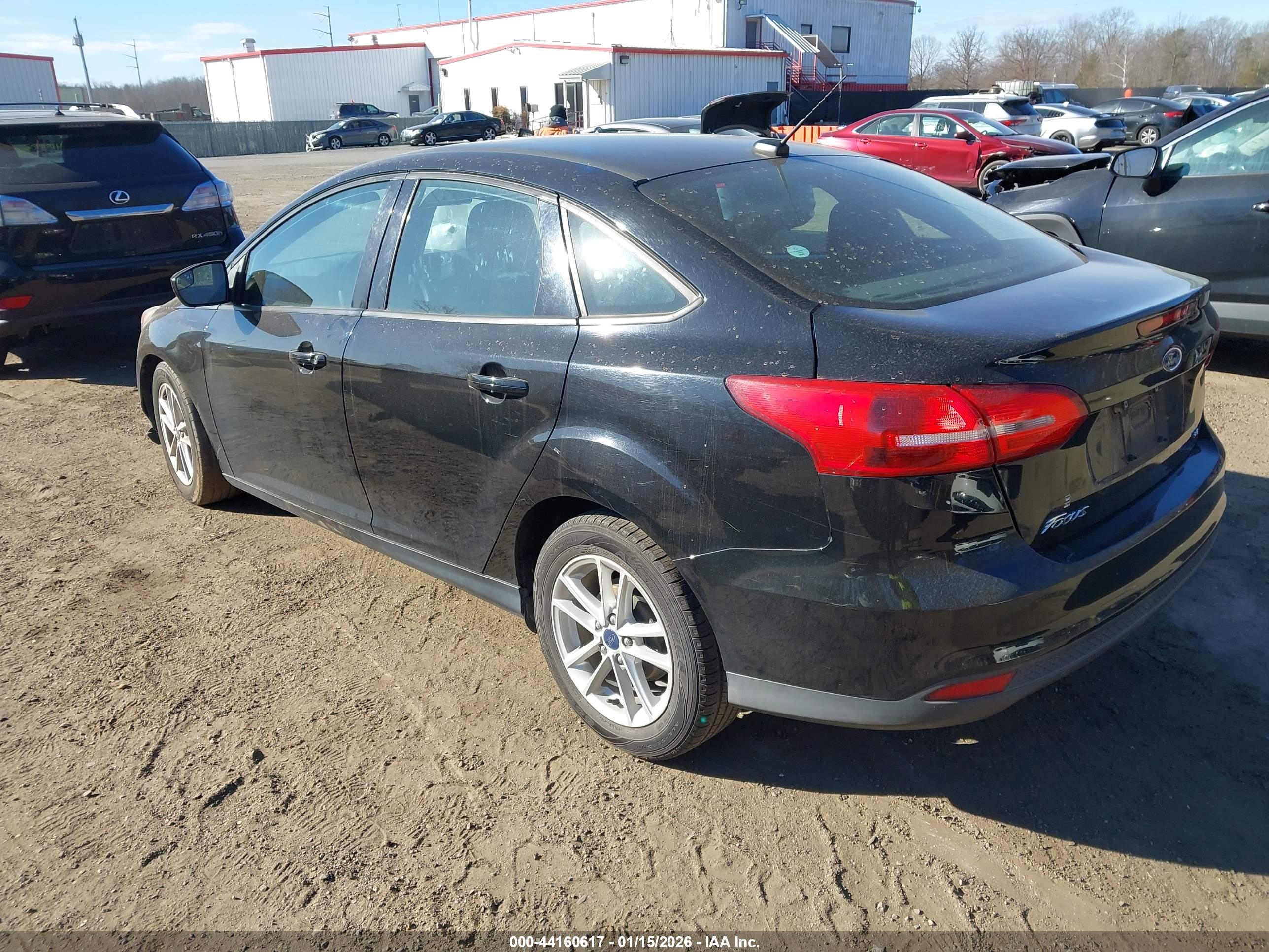 FORD FOCUS image 3