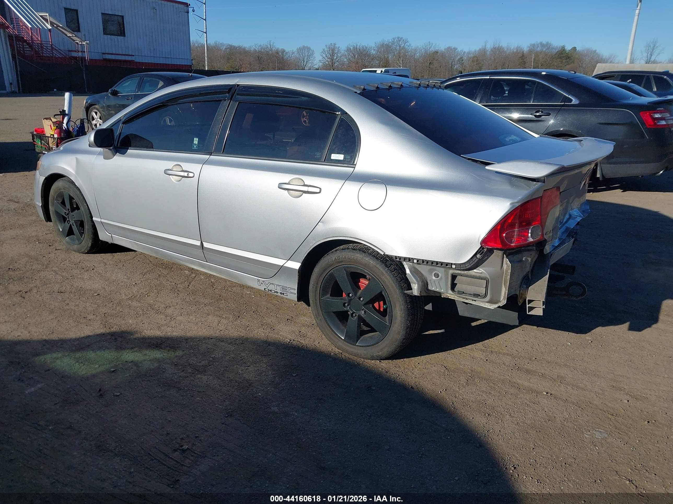 HONDA CIVIC image 3