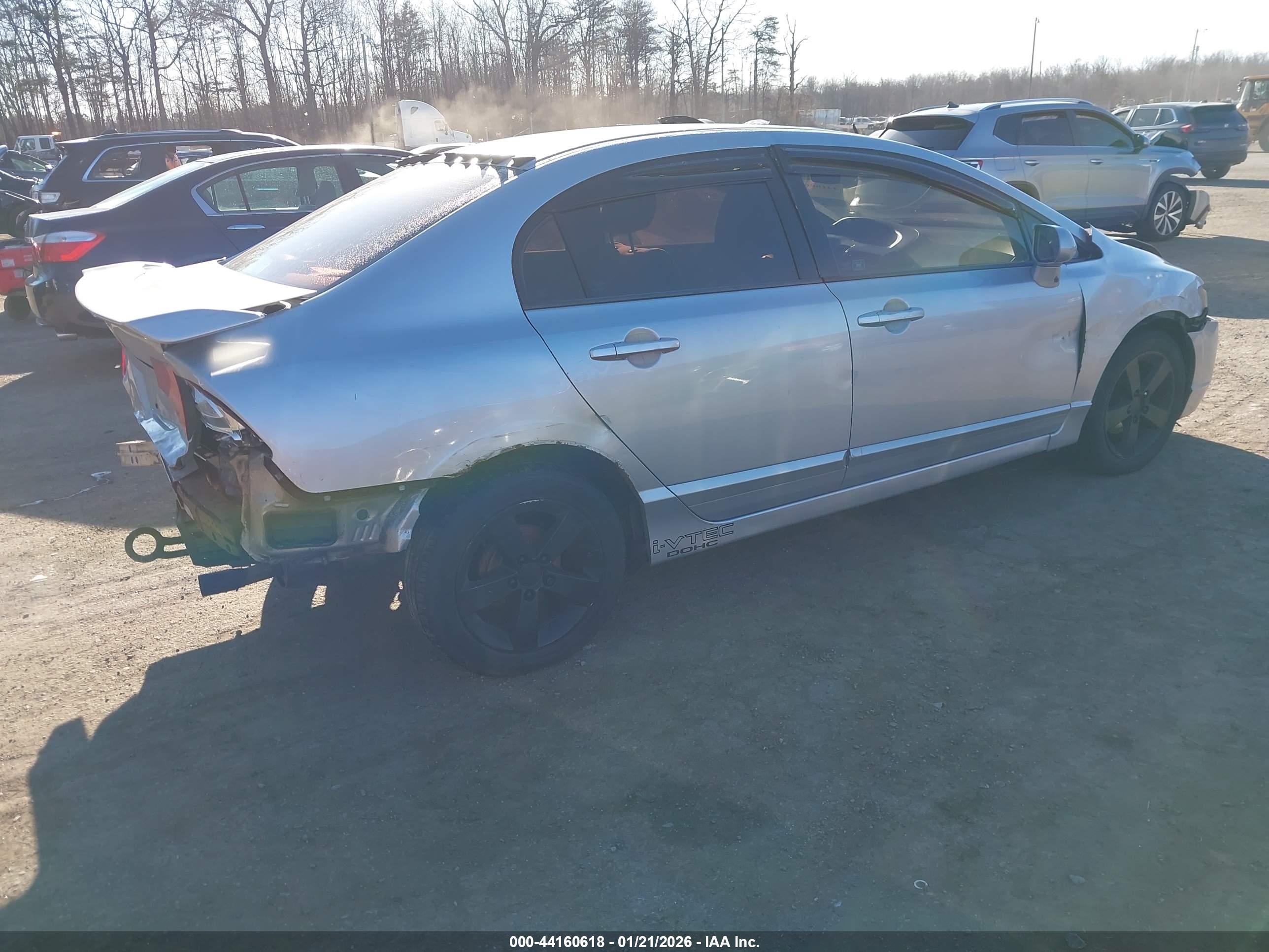HONDA CIVIC image 4
