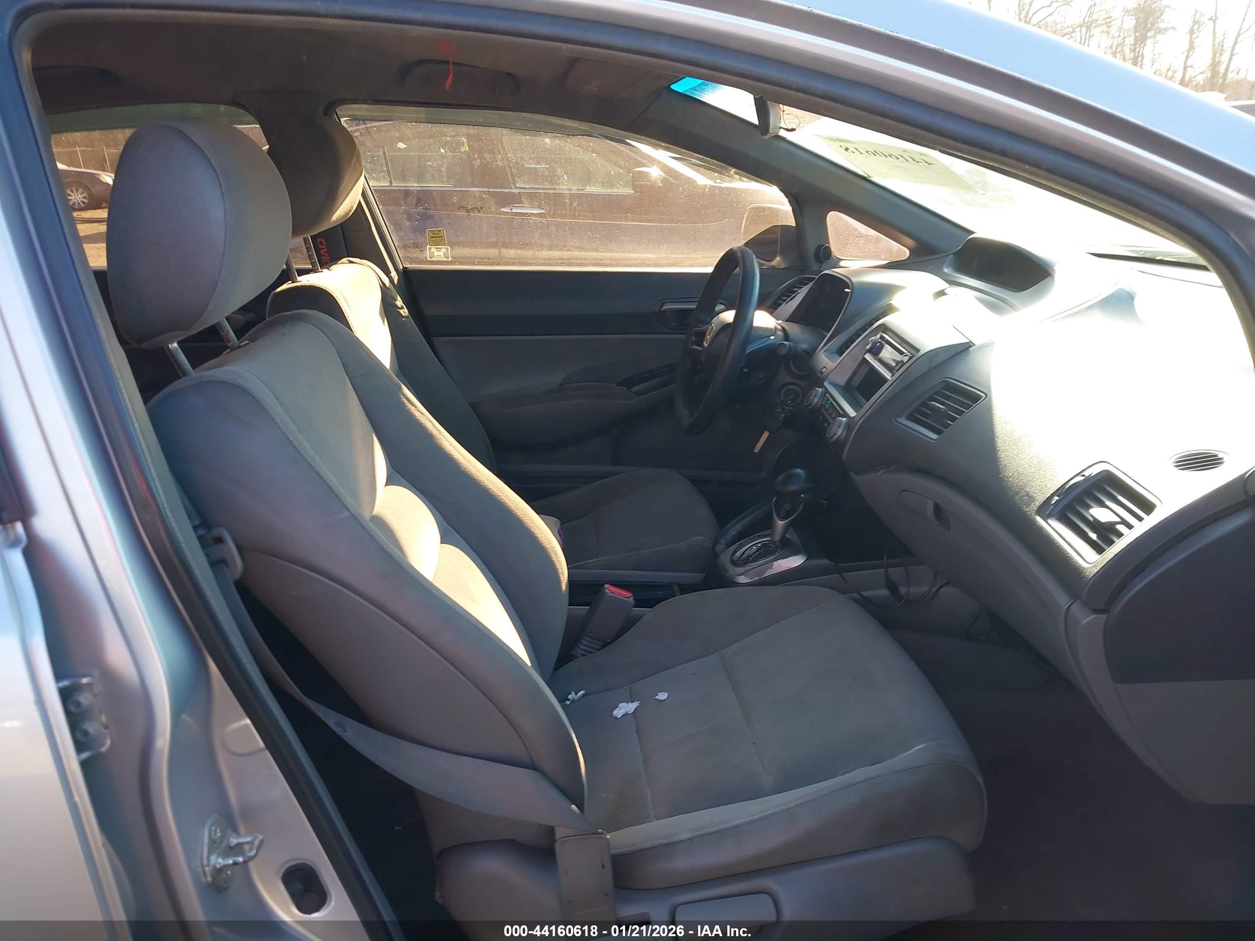 HONDA CIVIC image 5