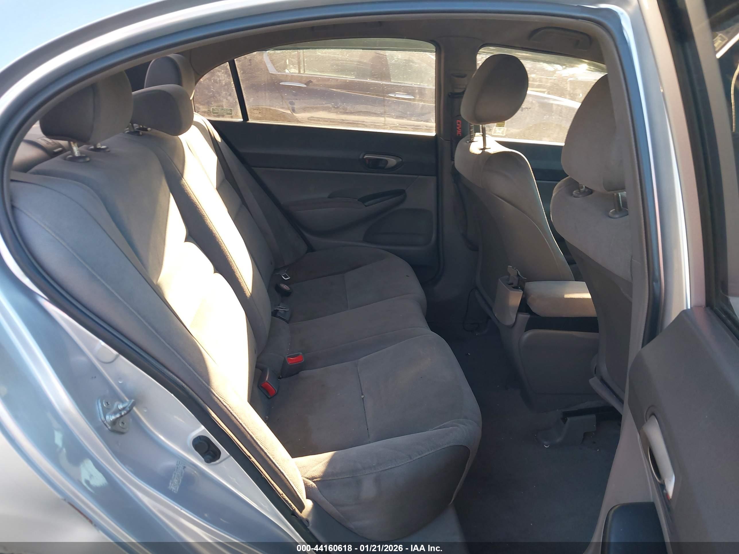 HONDA CIVIC image 8