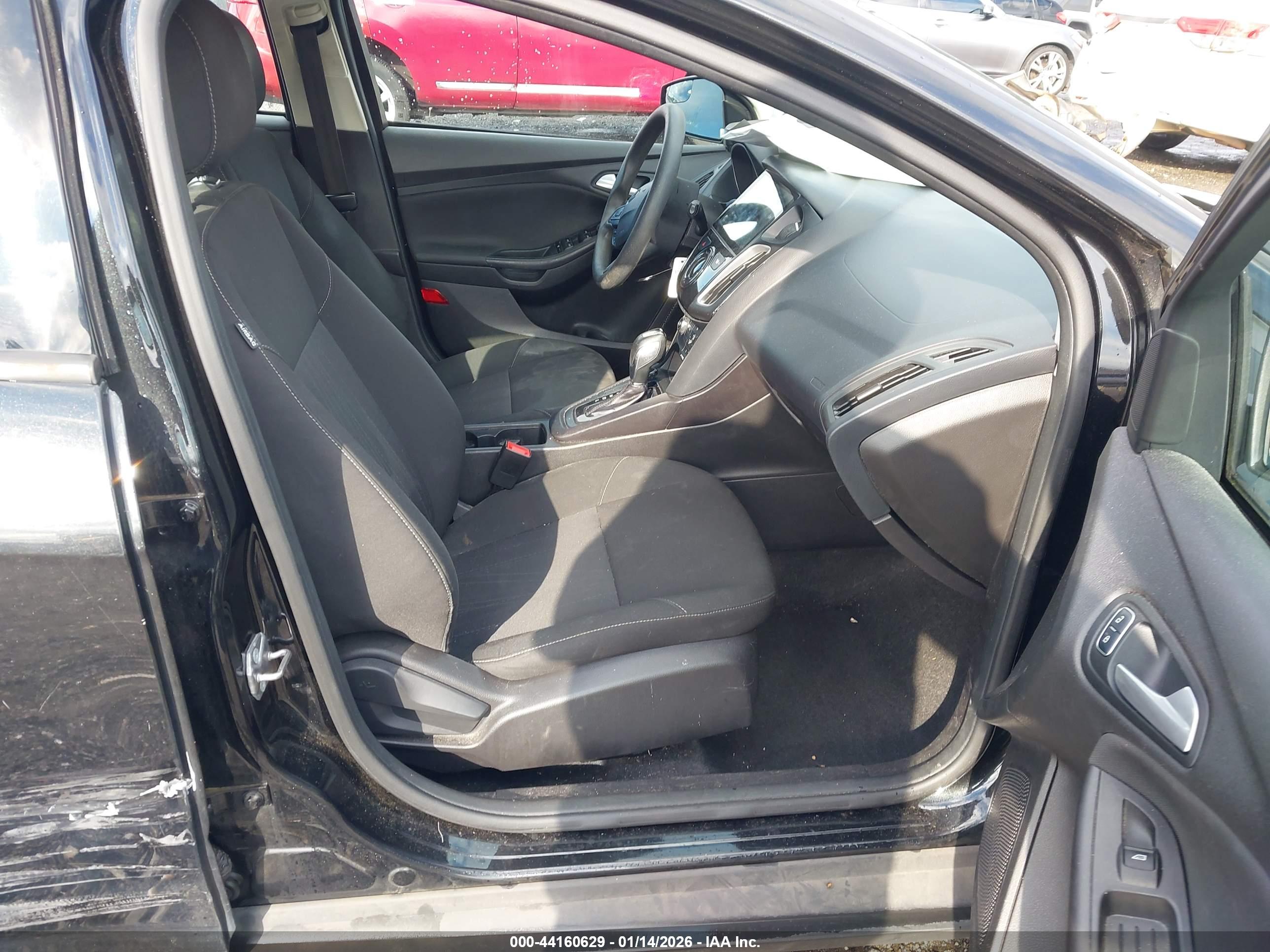 FORD FOCUS image 5