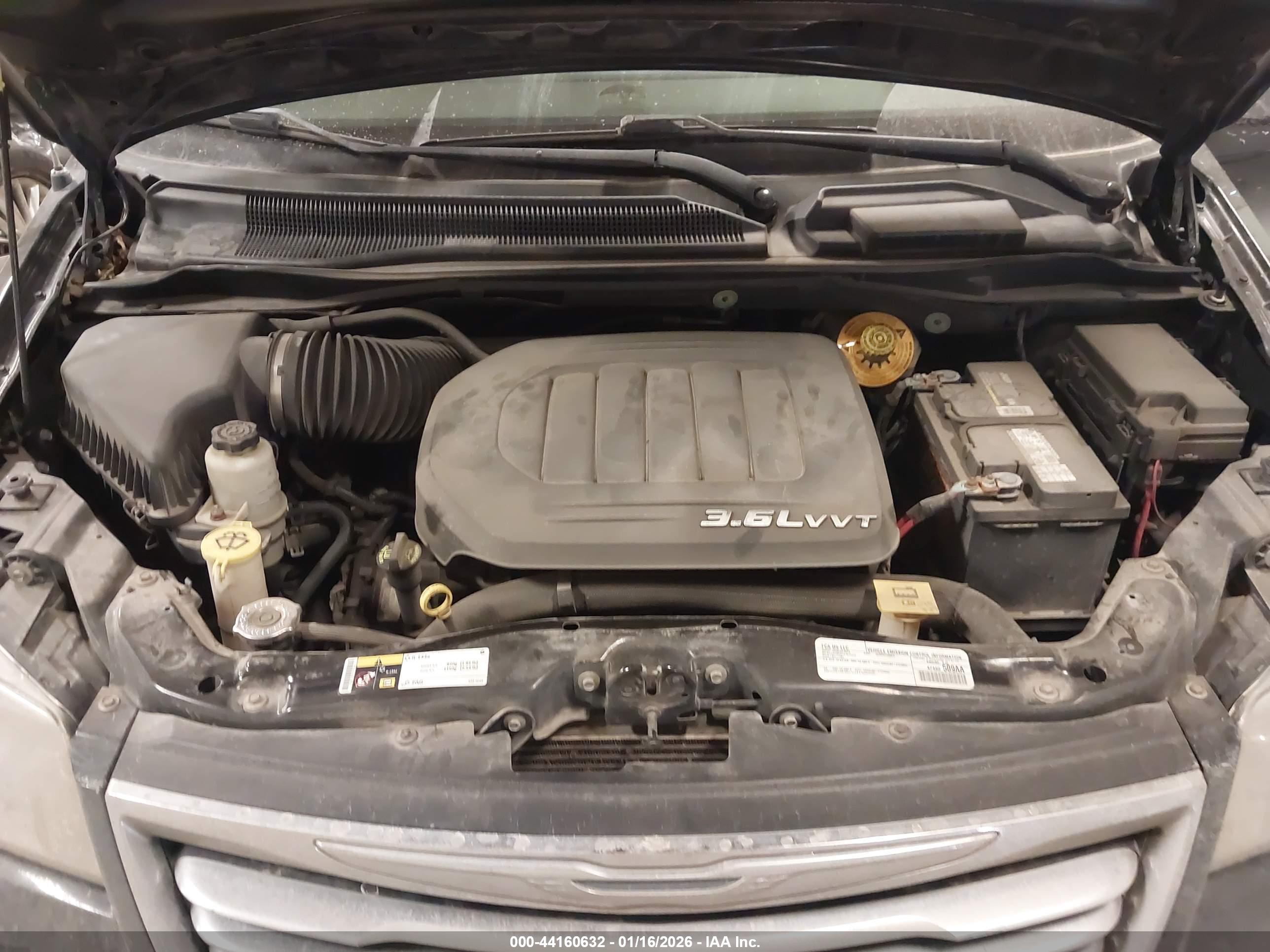 CHRYSLER TOWN image 10