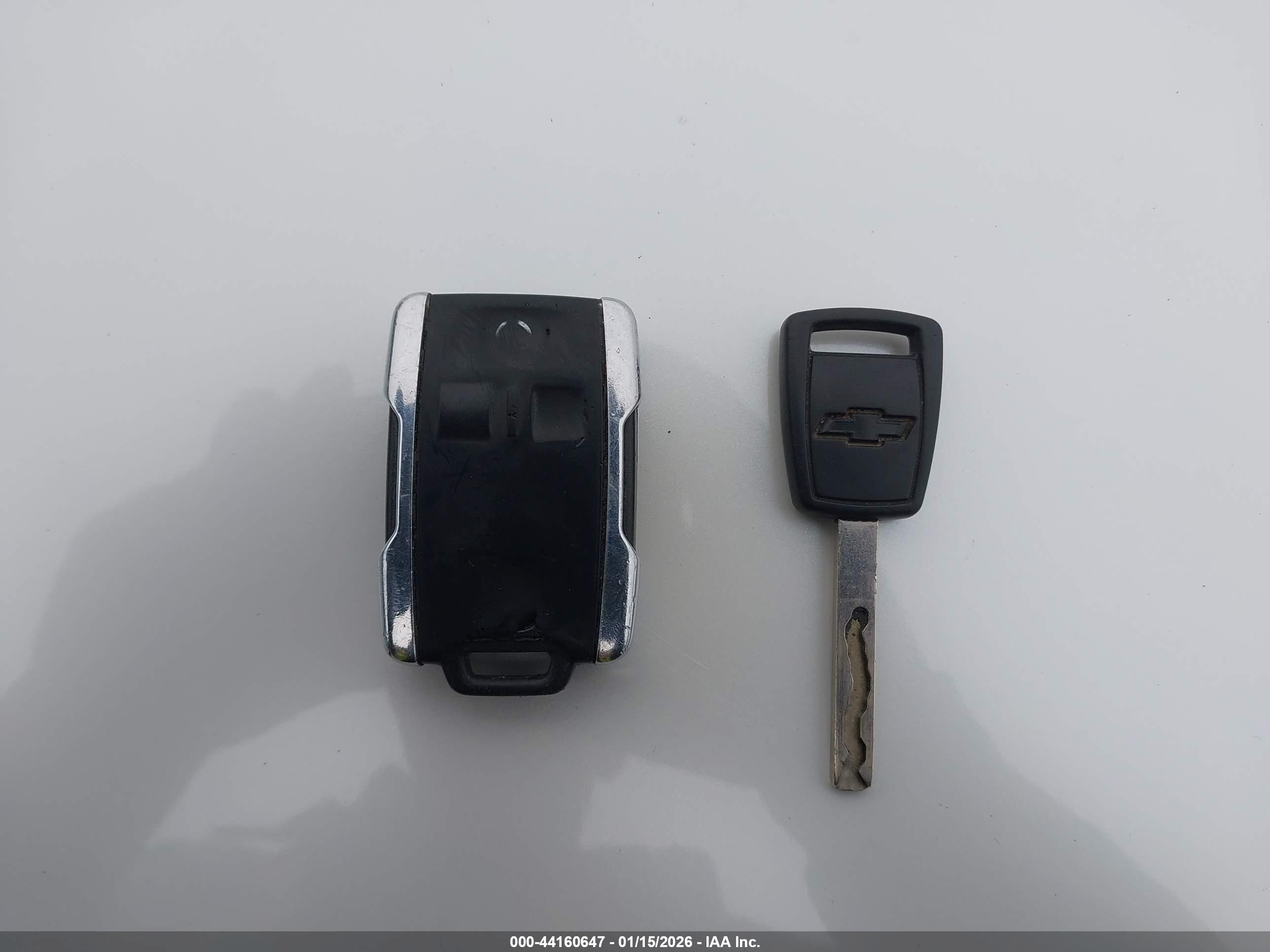 CHEVROLET SILVERADO image 11