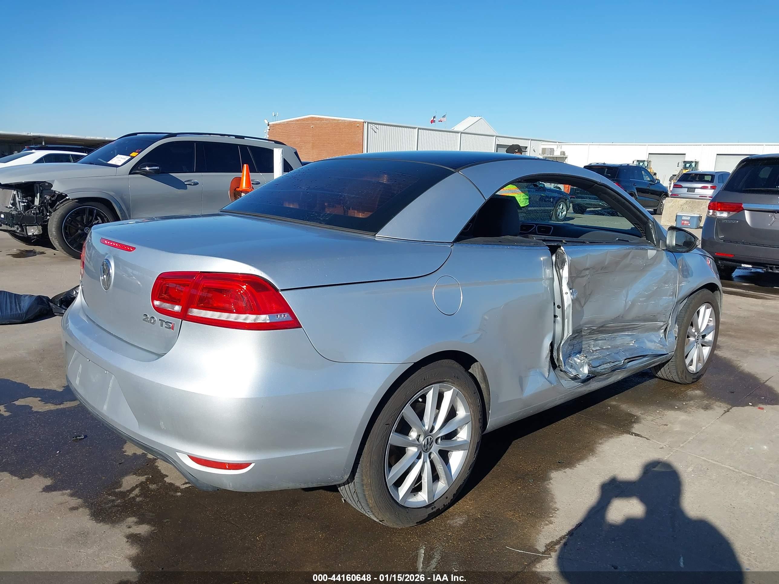 VOLKSWAGEN EOS image 4