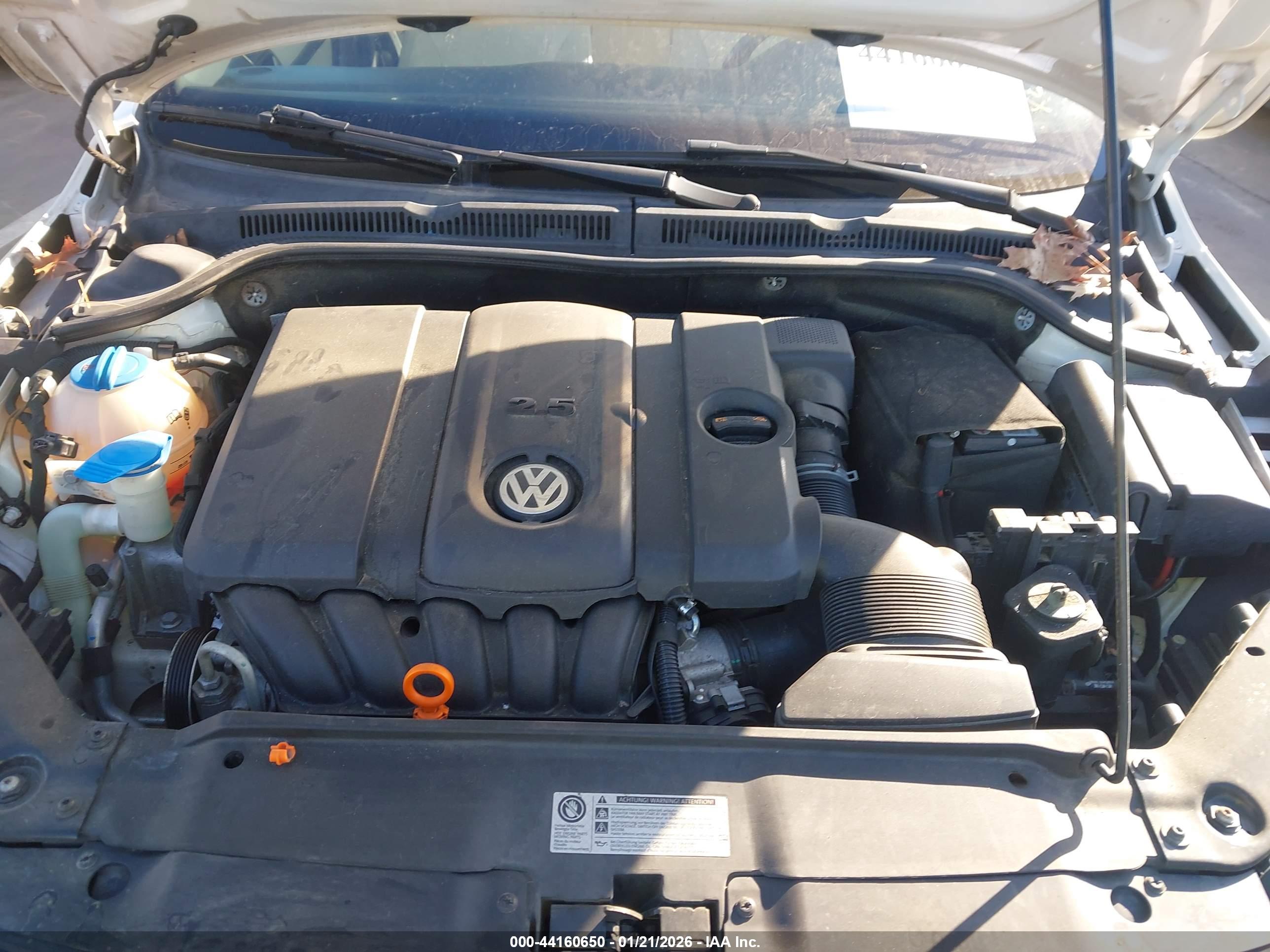 VOLKSWAGEN JETTA image 10