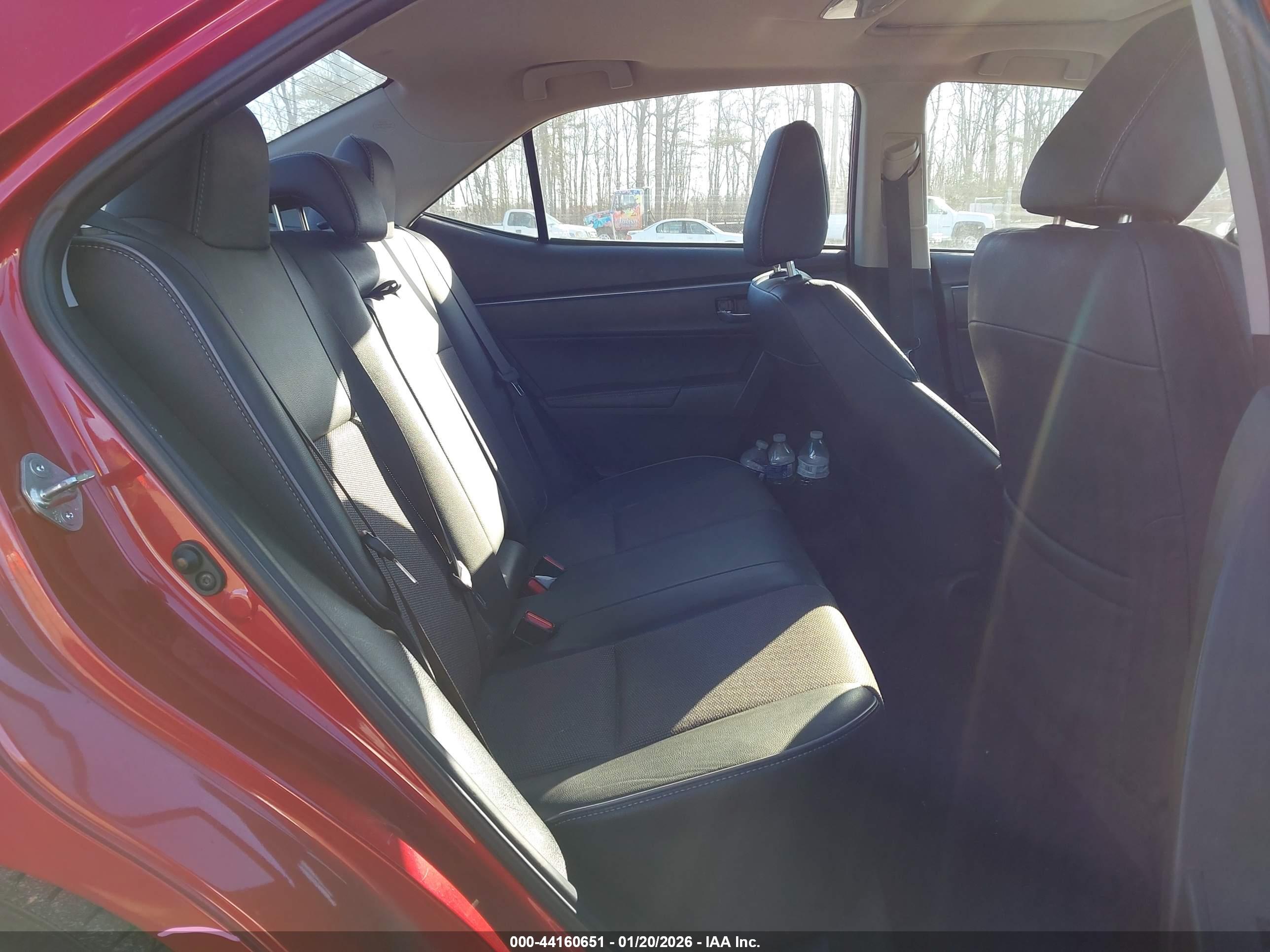 TOYOTA COROLLA image 8