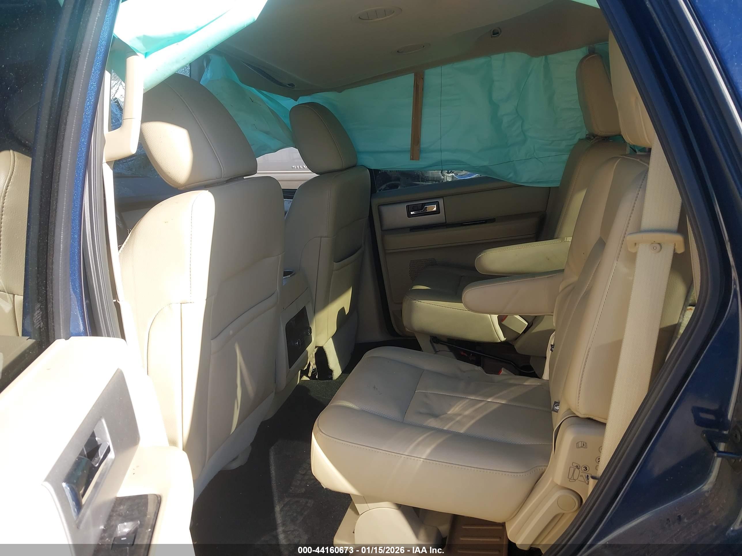 FORD EXPEDITION image 8