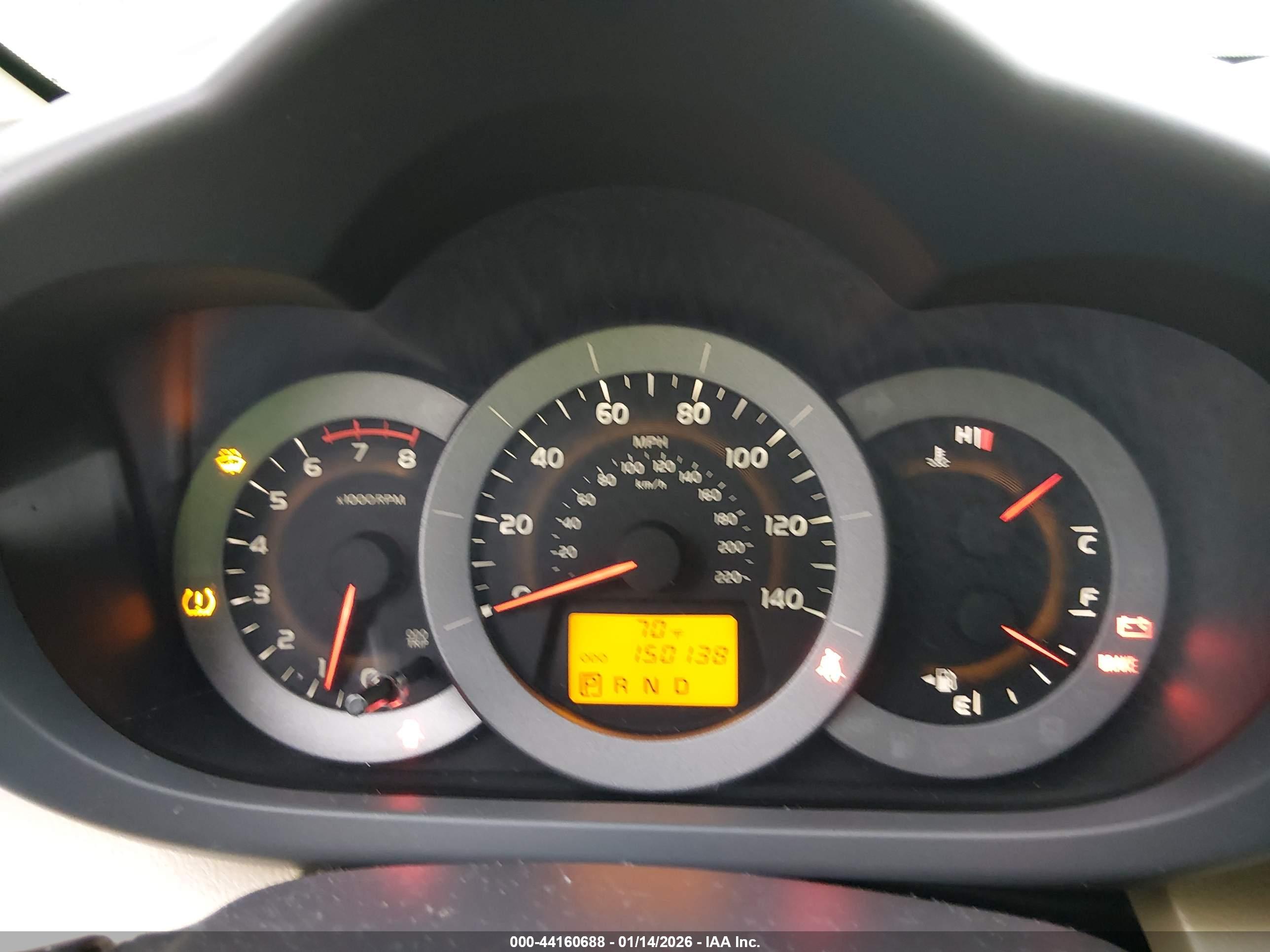 TOYOTA RAV4 image 7