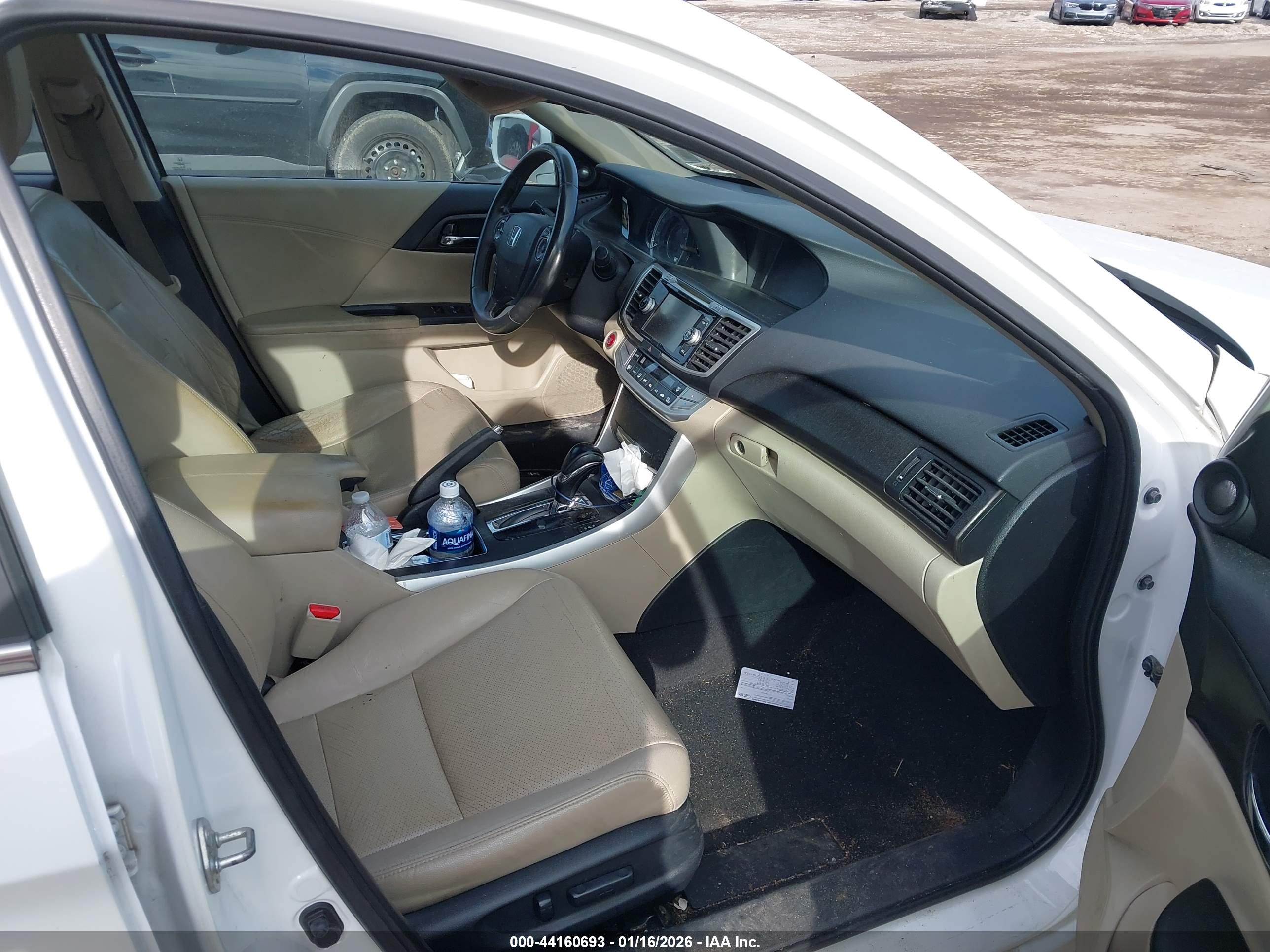 HONDA ACCORD image 5