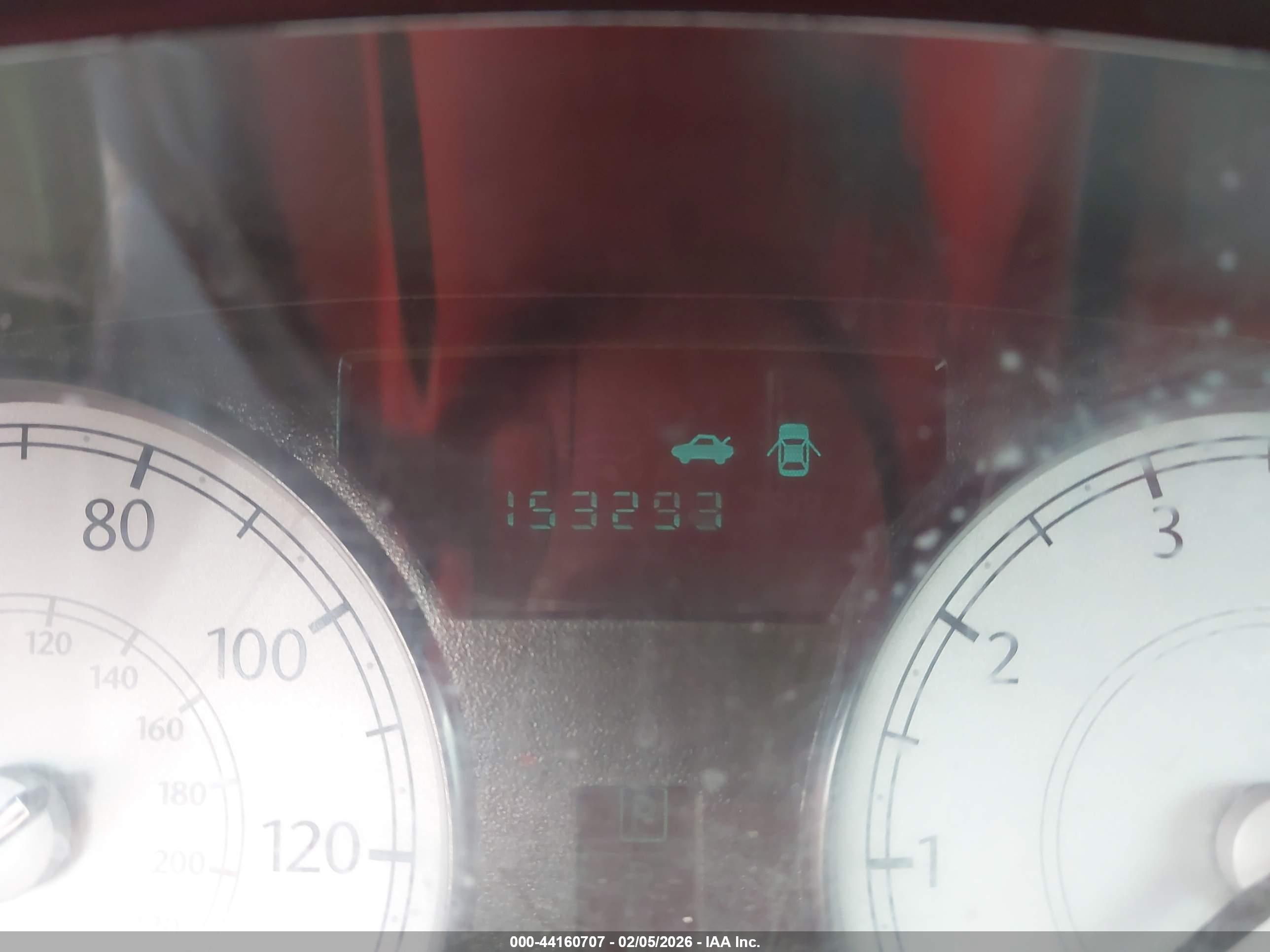 CHRYSLER 300 image 7