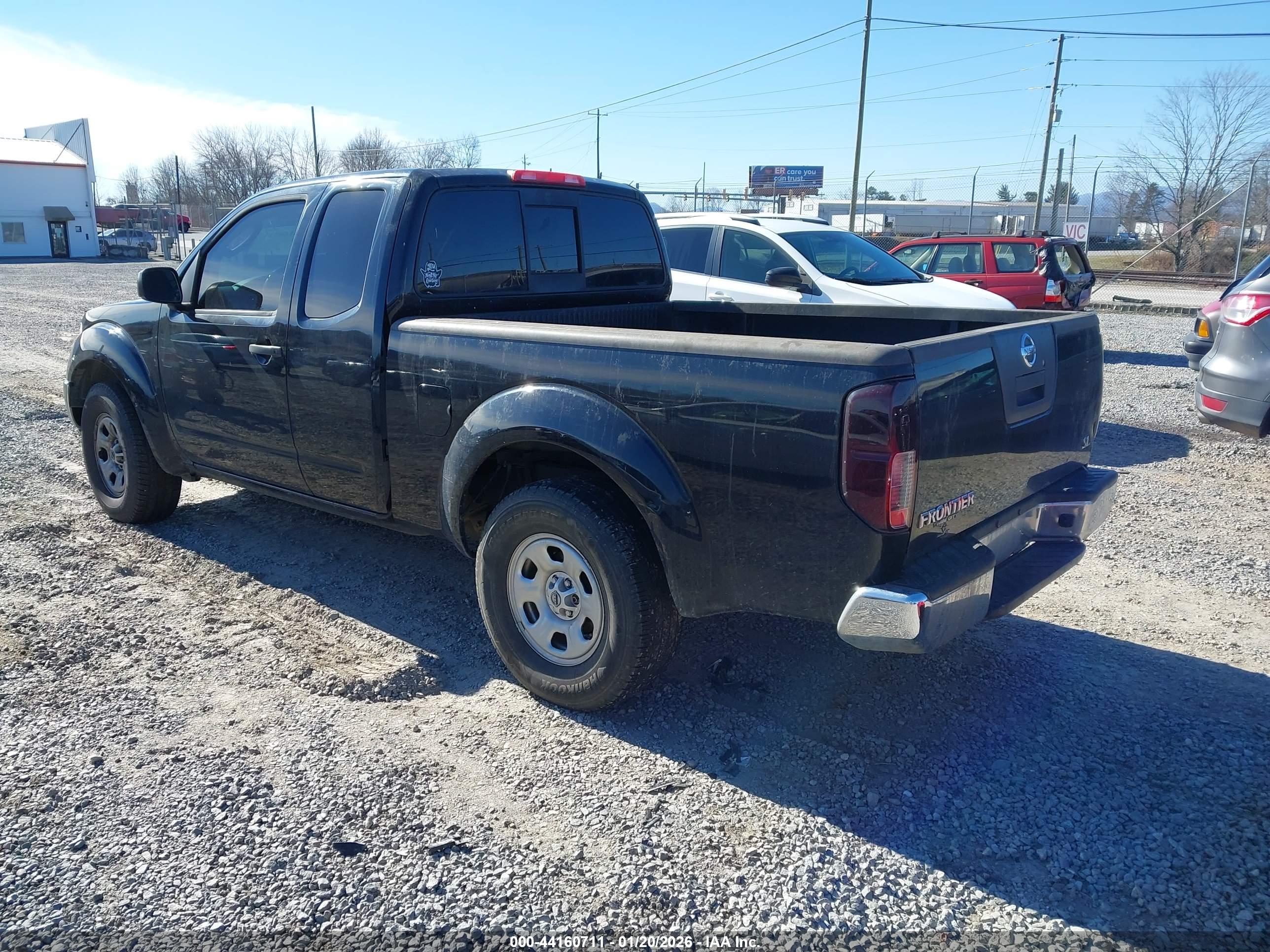 NISSAN FRONTIER image 3