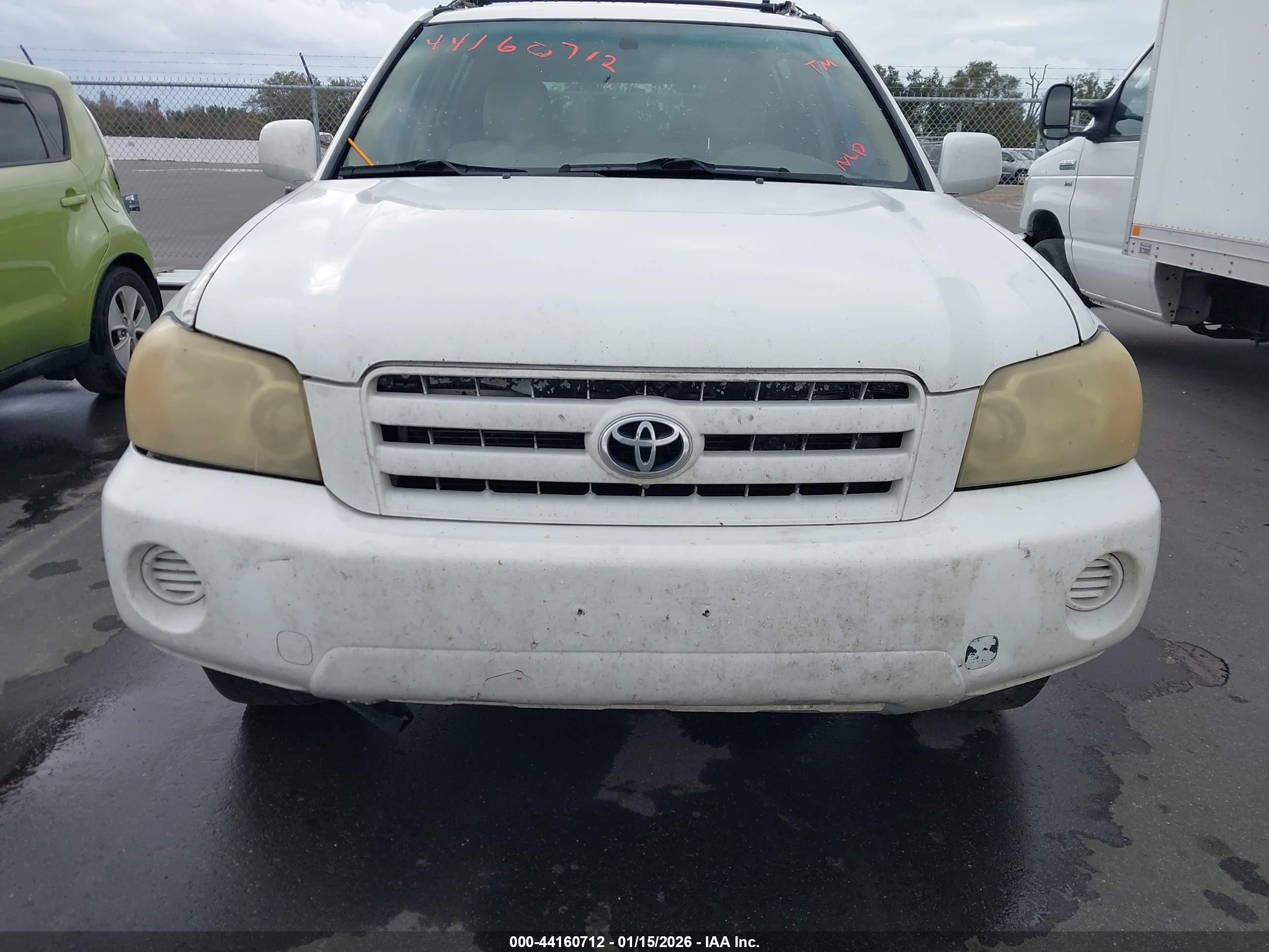 TOYOTA HIGHLANDER image 6