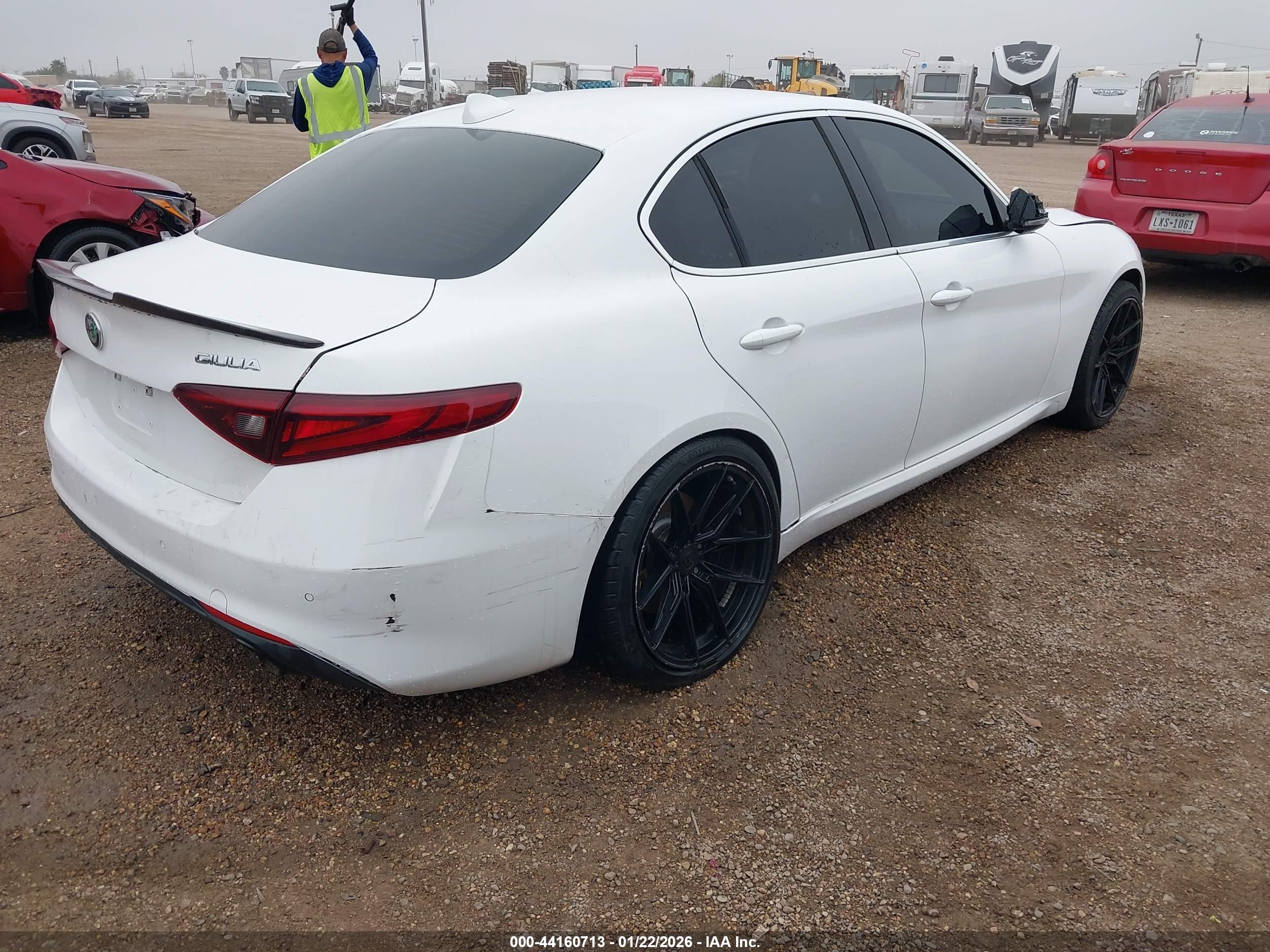 ALFA ROMEO image 4
