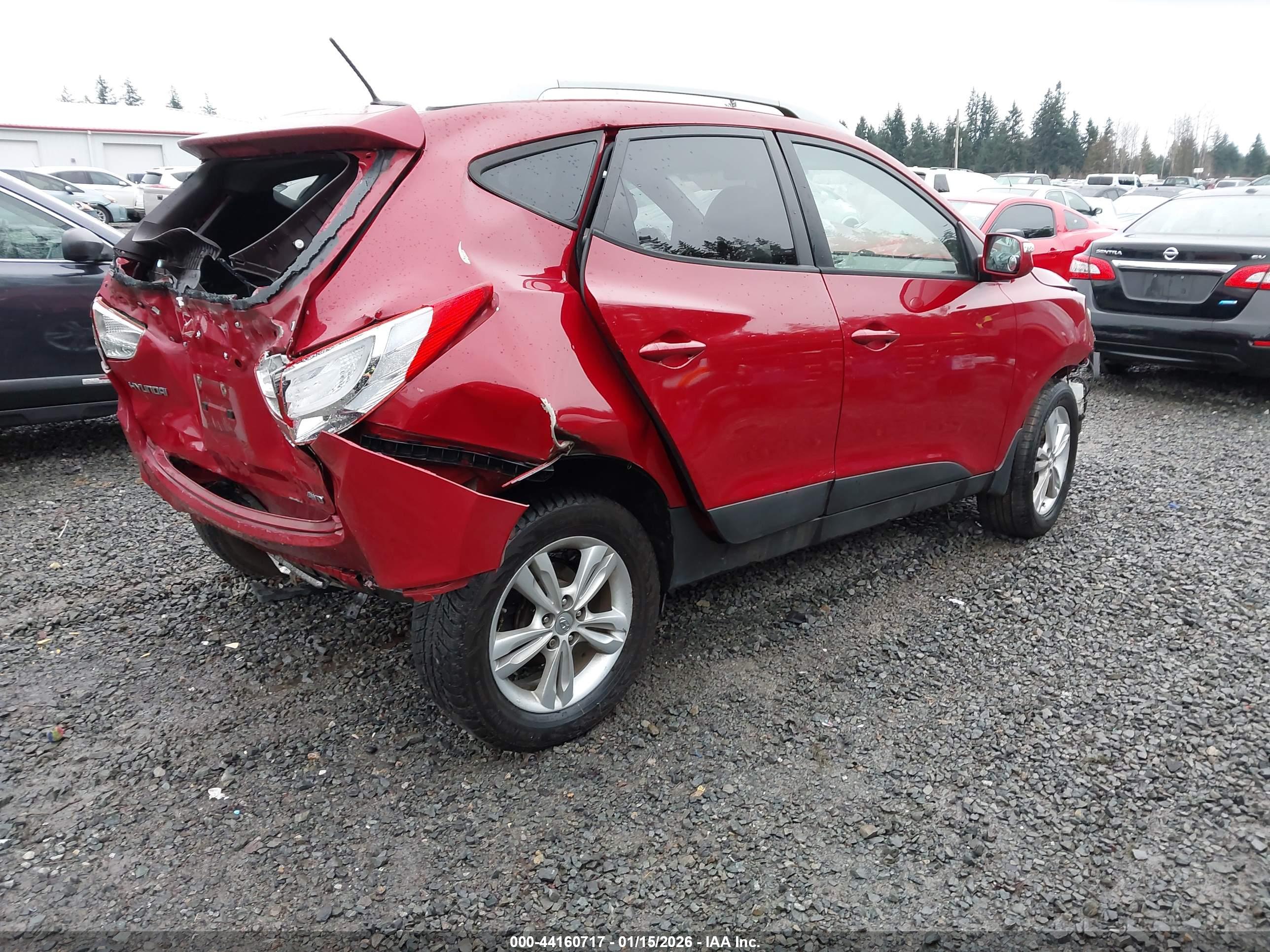 HYUNDAI TUCSON image 4
