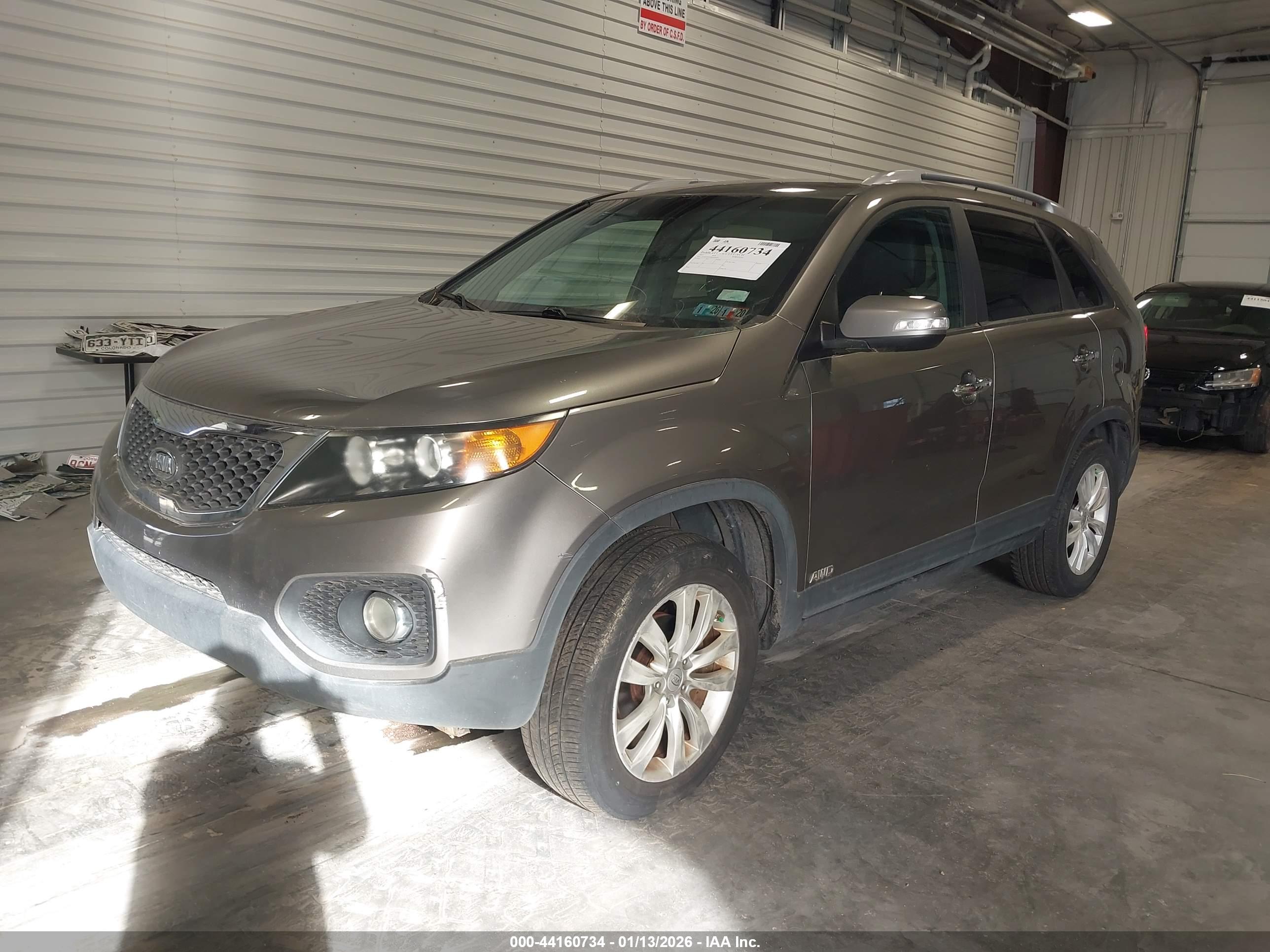 KIA SORENTO image 2