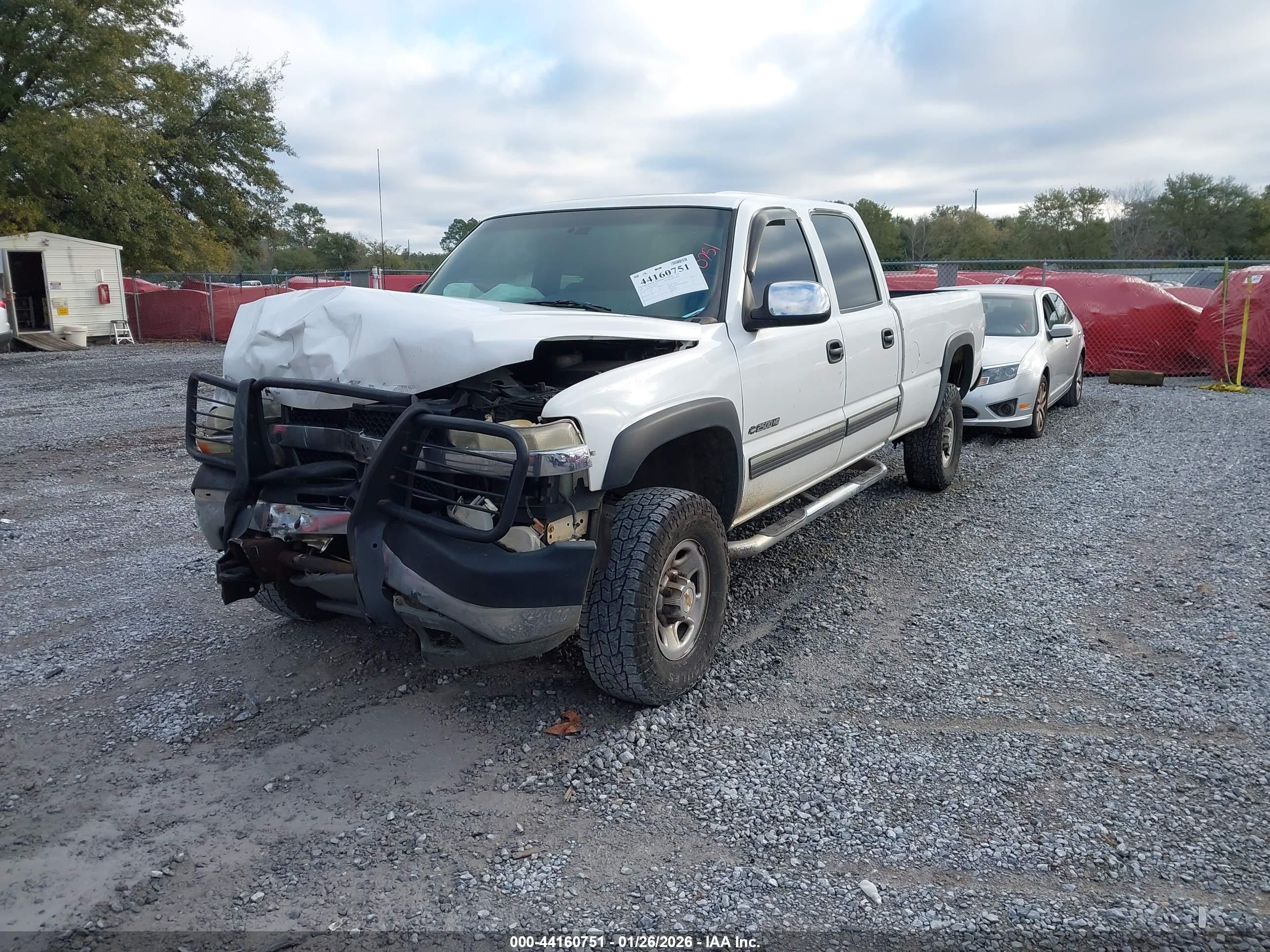 CHEVROLET SILVERADO image 2