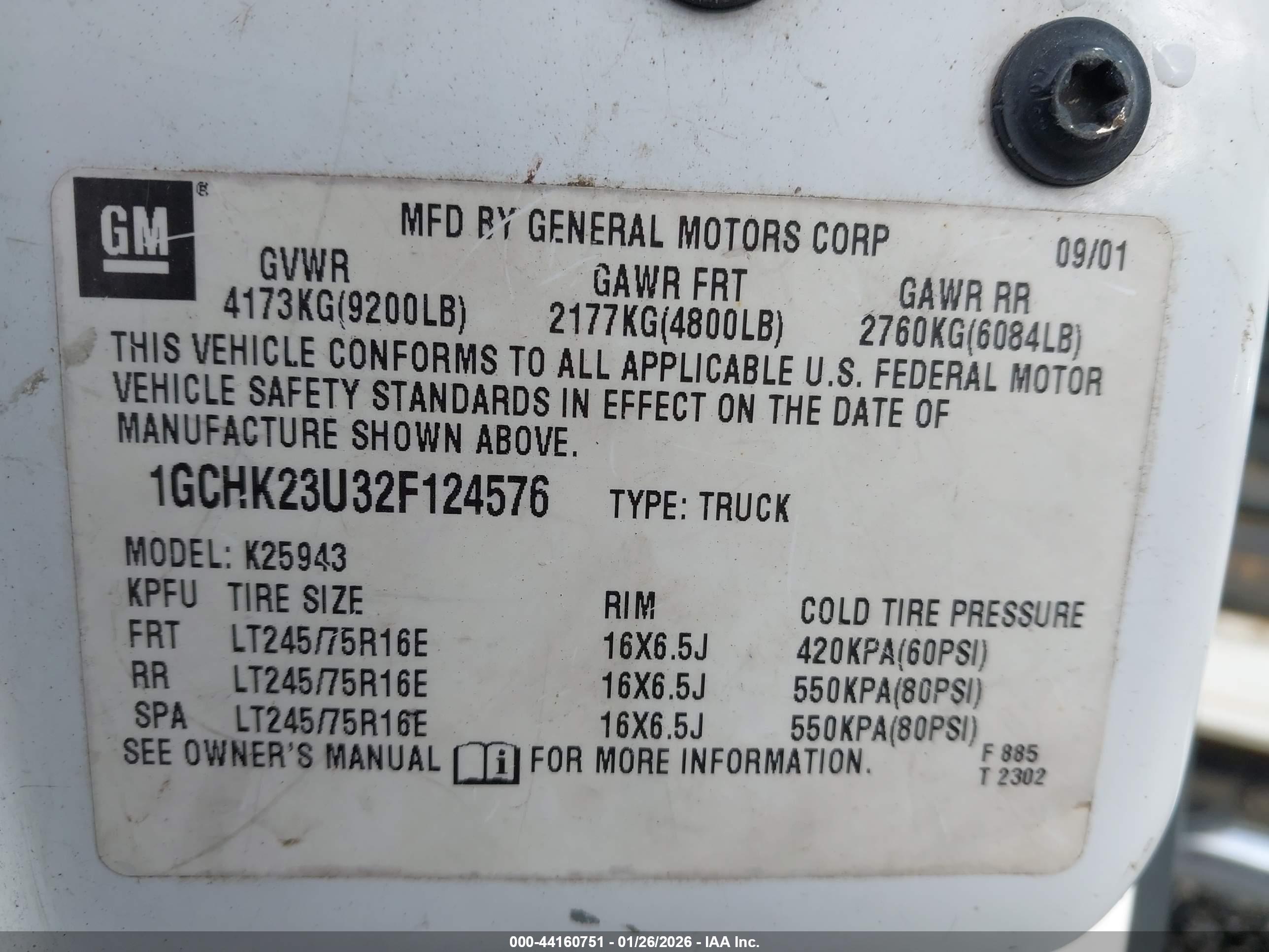CHEVROLET SILVERADO image 9