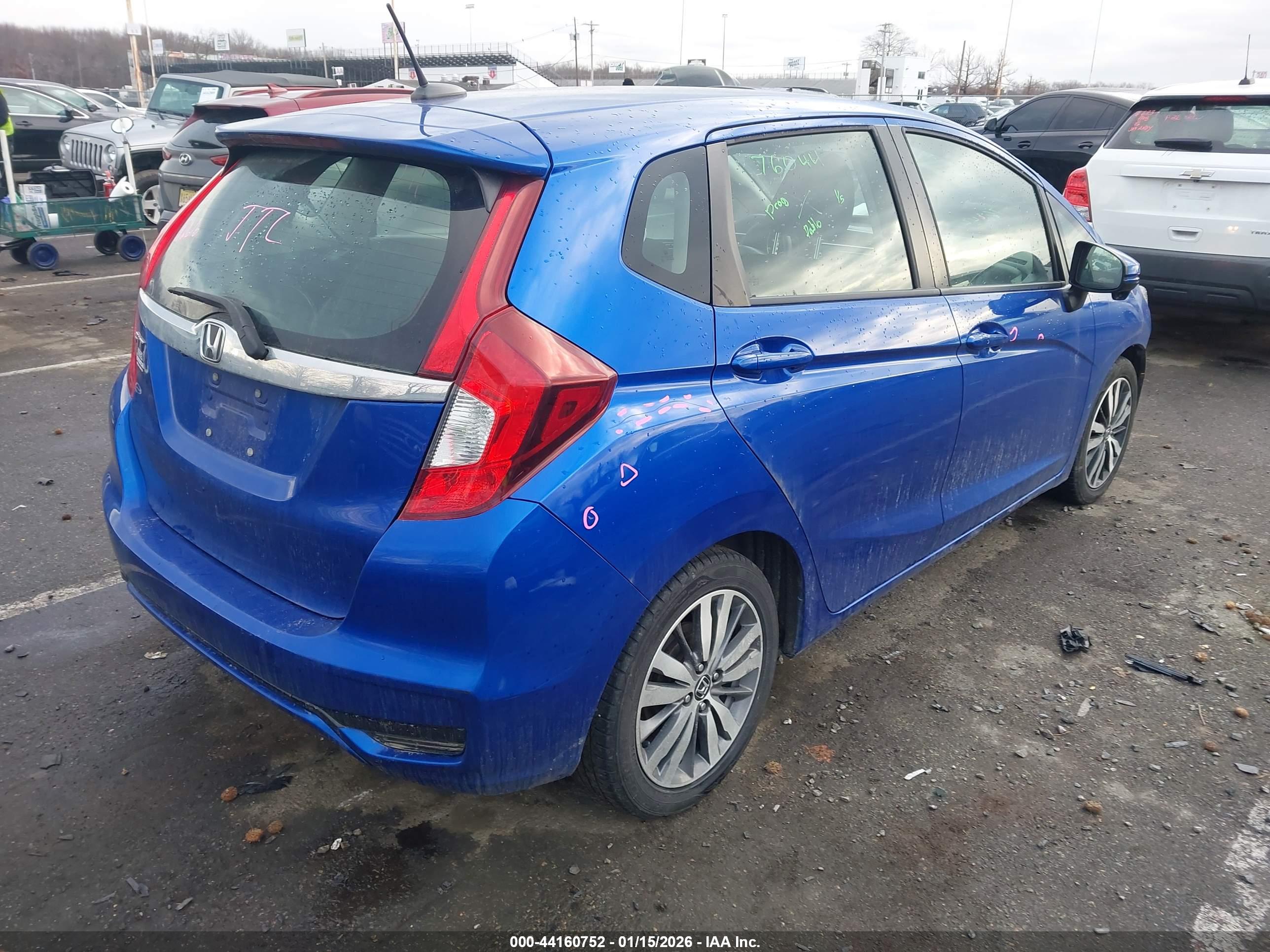 HONDA FIT image 4