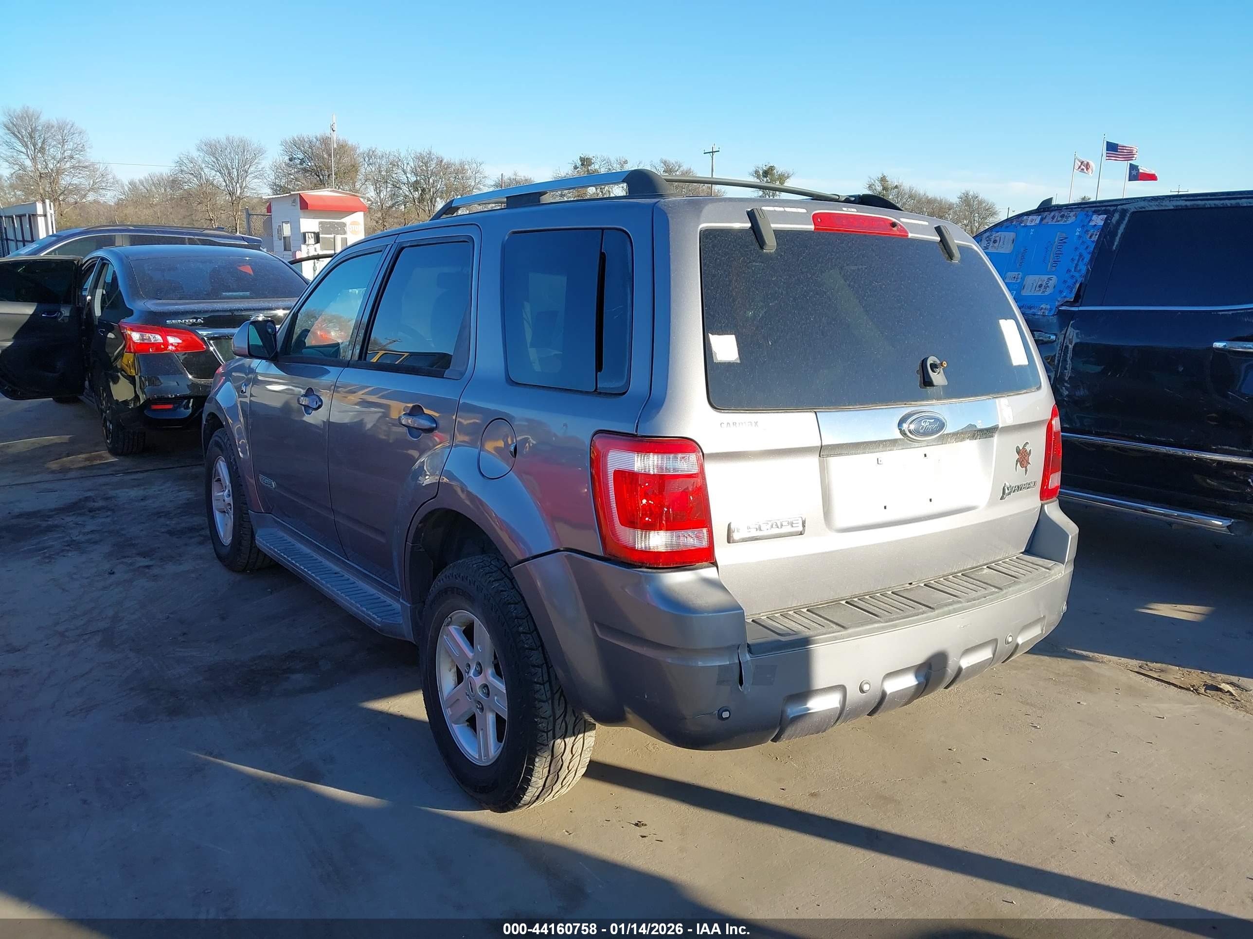 FORD ESCAPE image 3