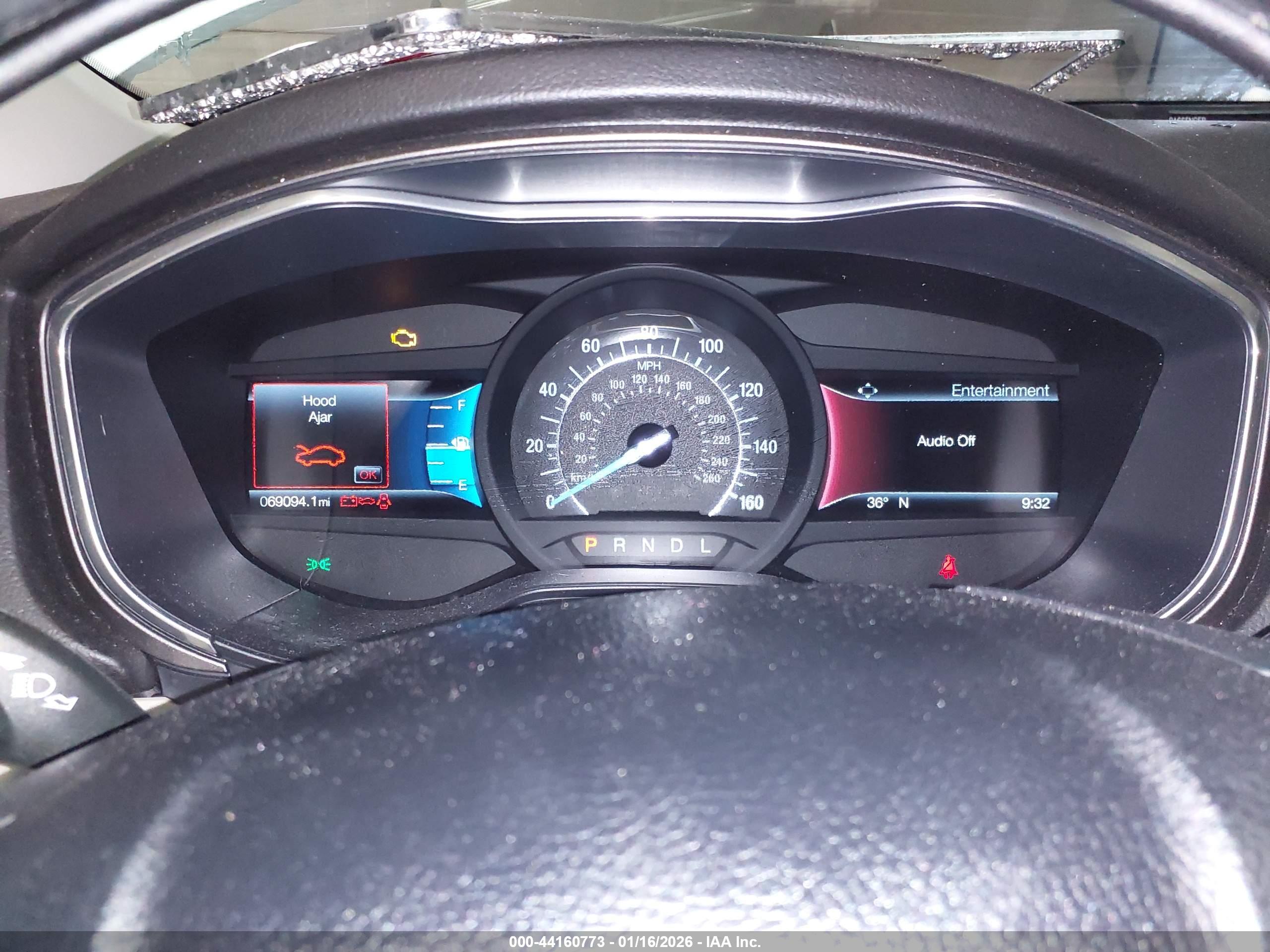FORD FUSION image 7