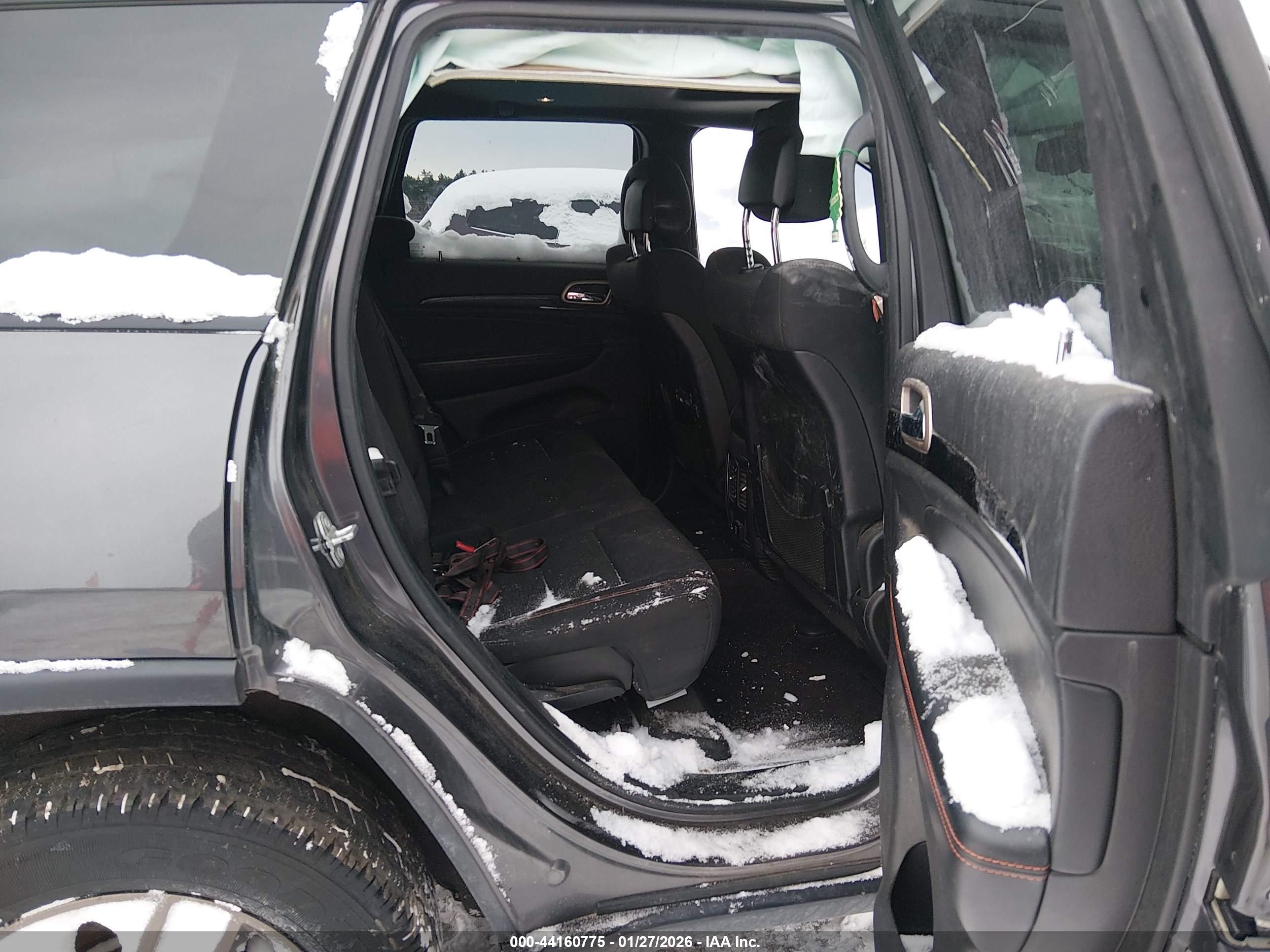 JEEP GRAND image 8