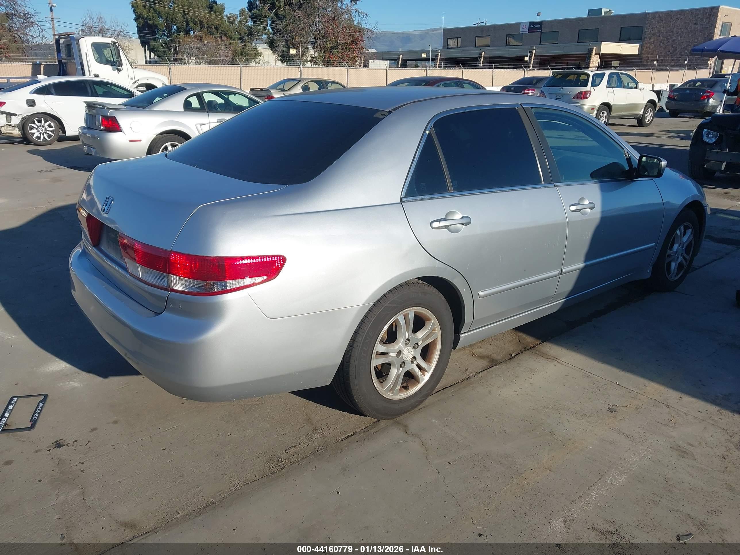 HONDA ACCORD image 4