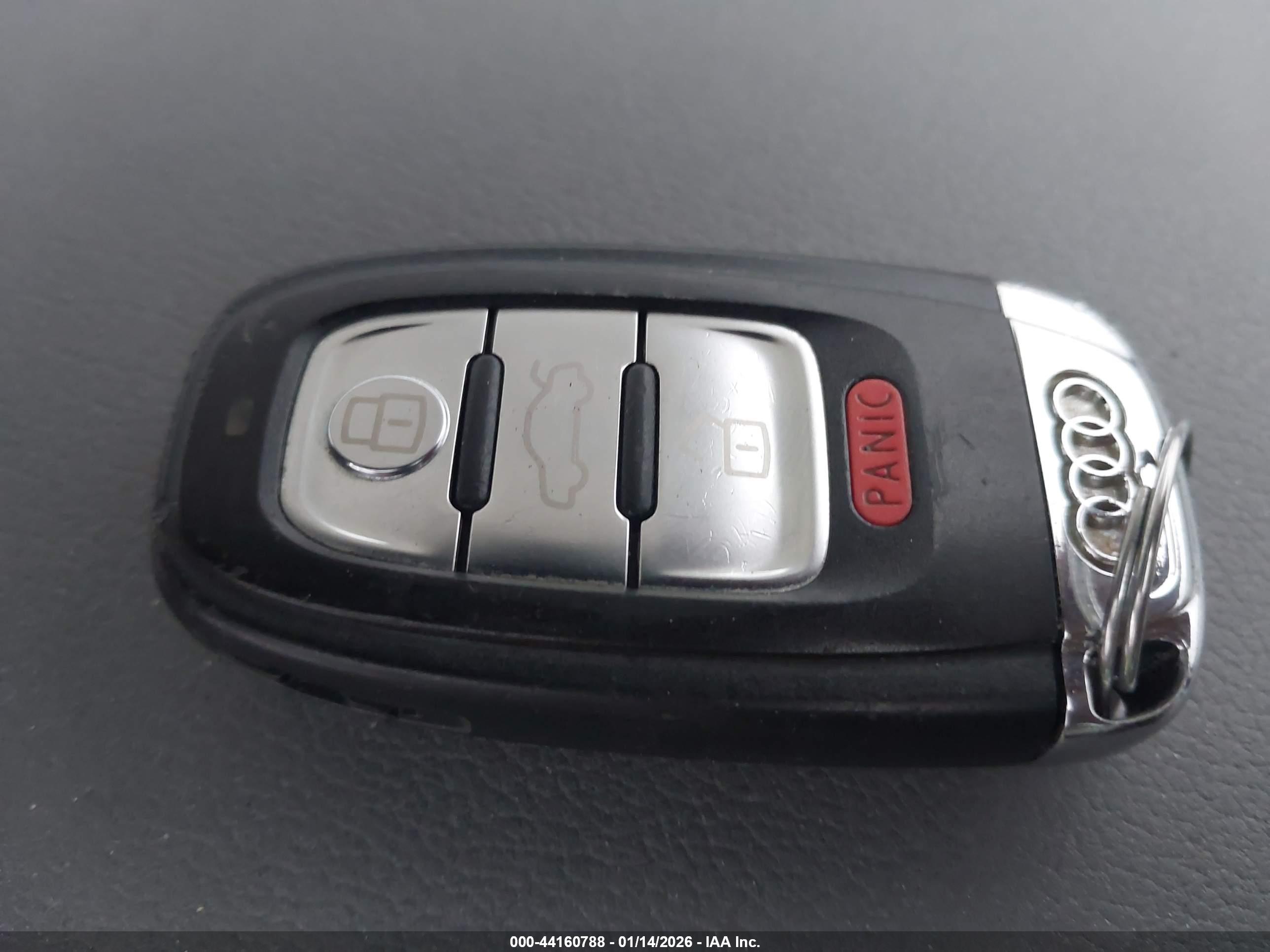 AUDI A4 image 11
