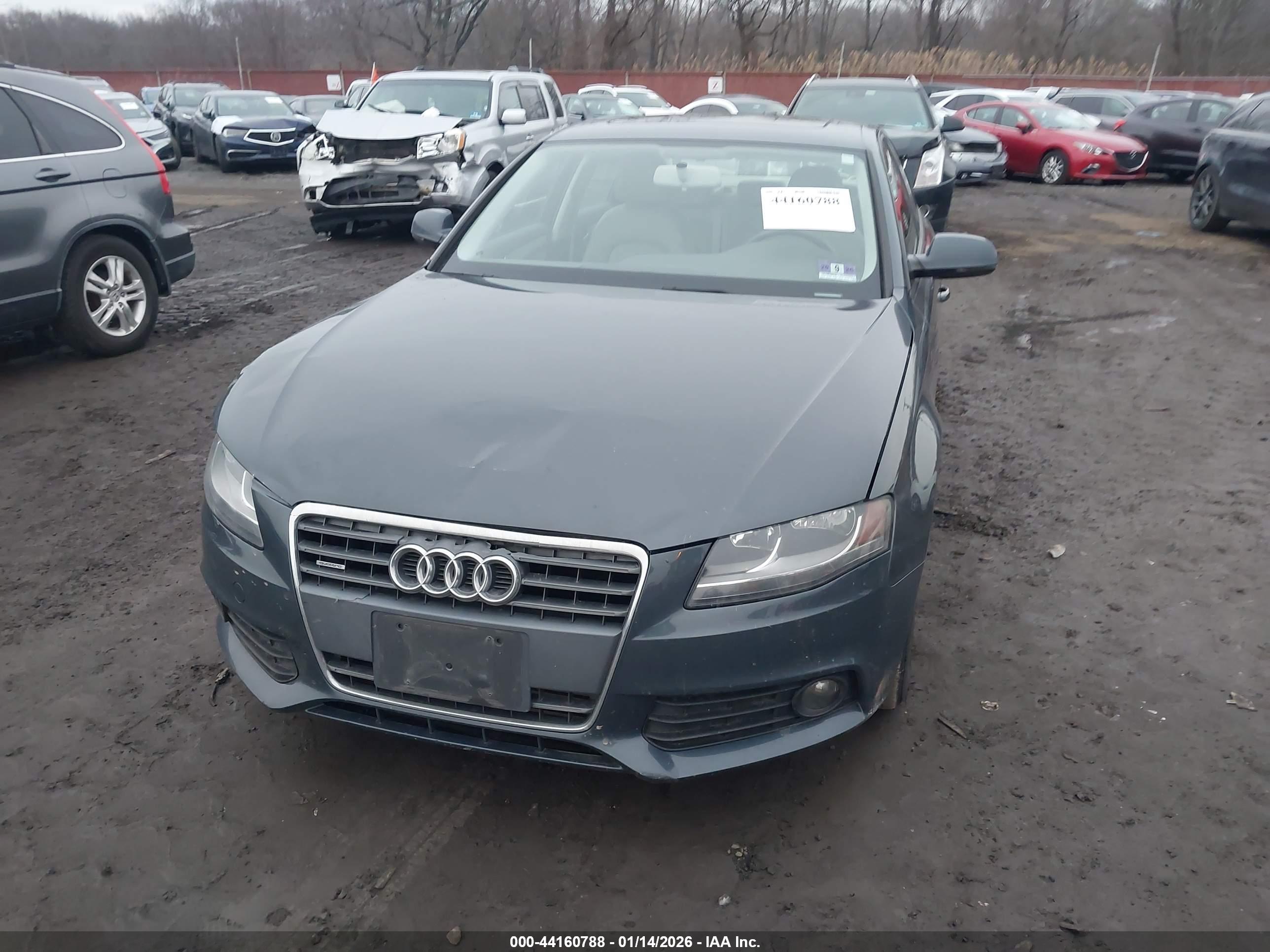 AUDI A4 image 6