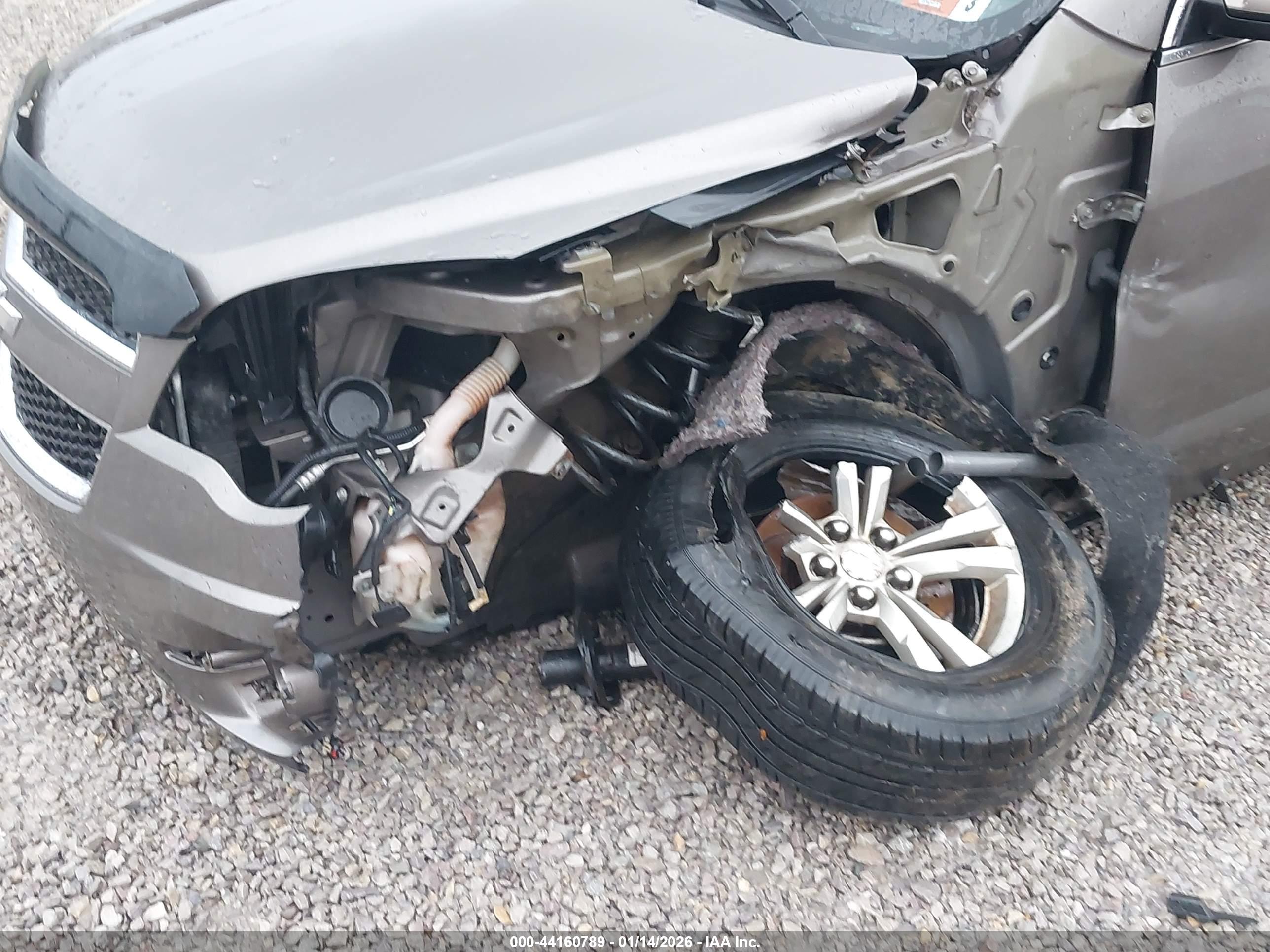 CHEVROLET EQUINOX image 6
