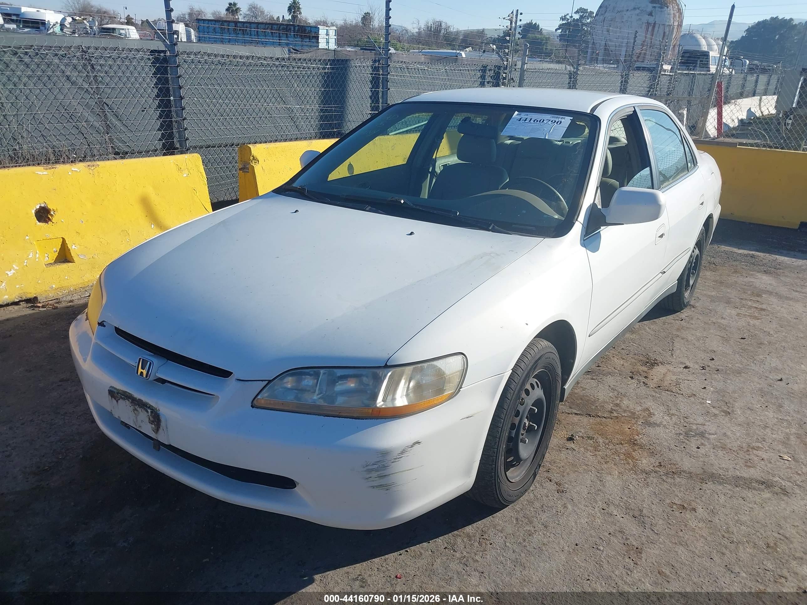 HONDA ACCORD image 2