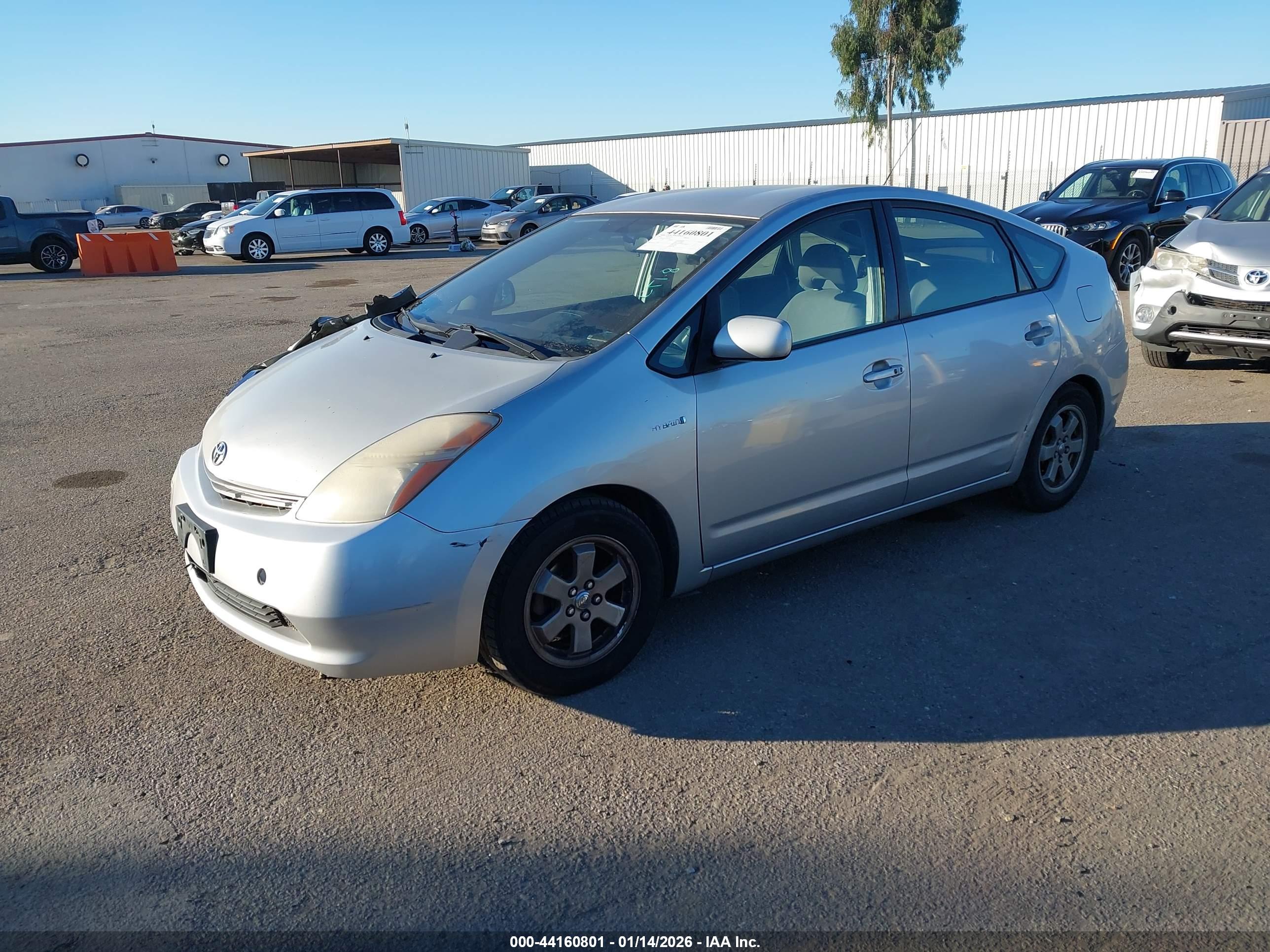TOYOTA PRIUS image 2