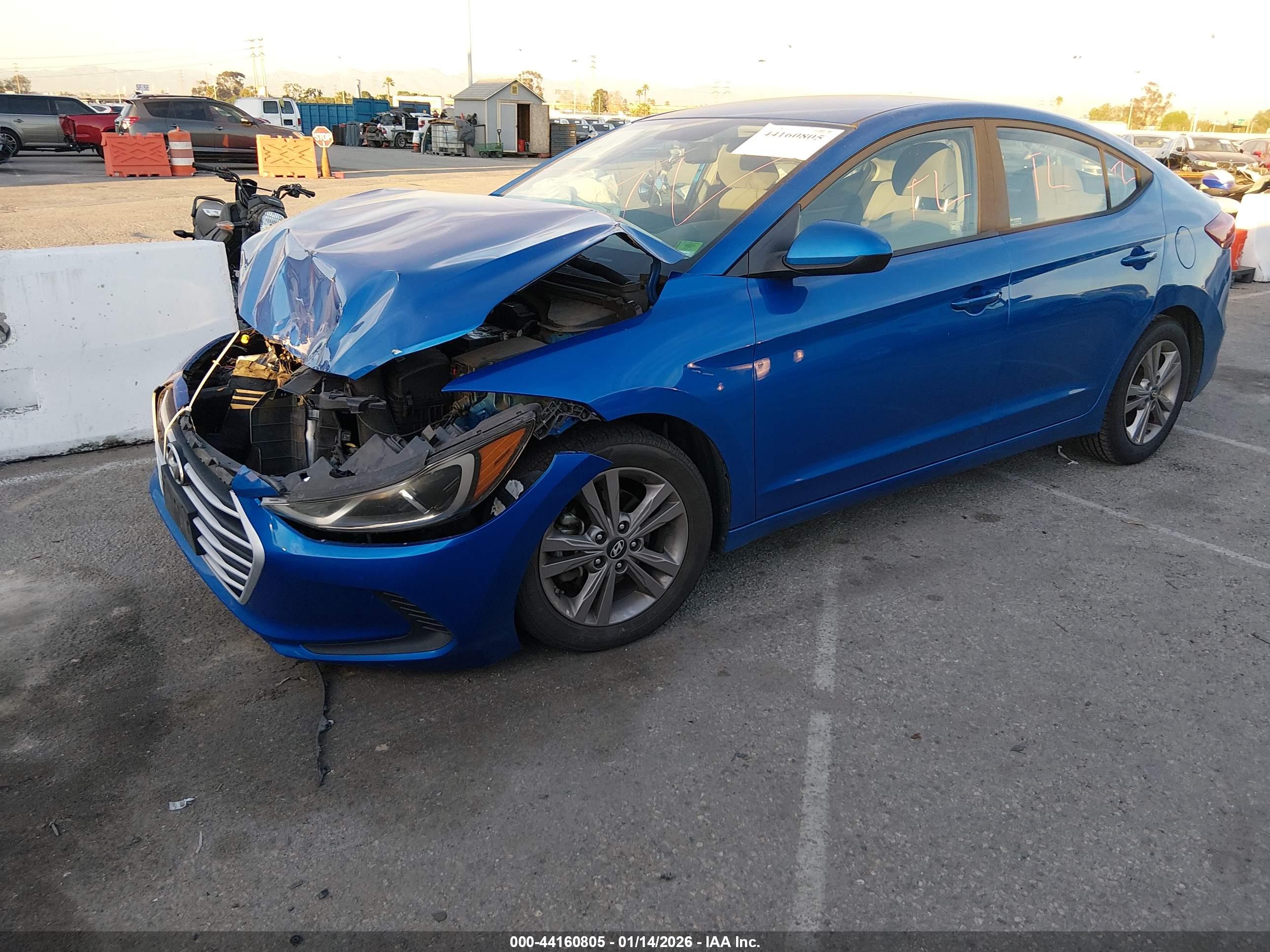 HYUNDAI ELANTRA image 2
