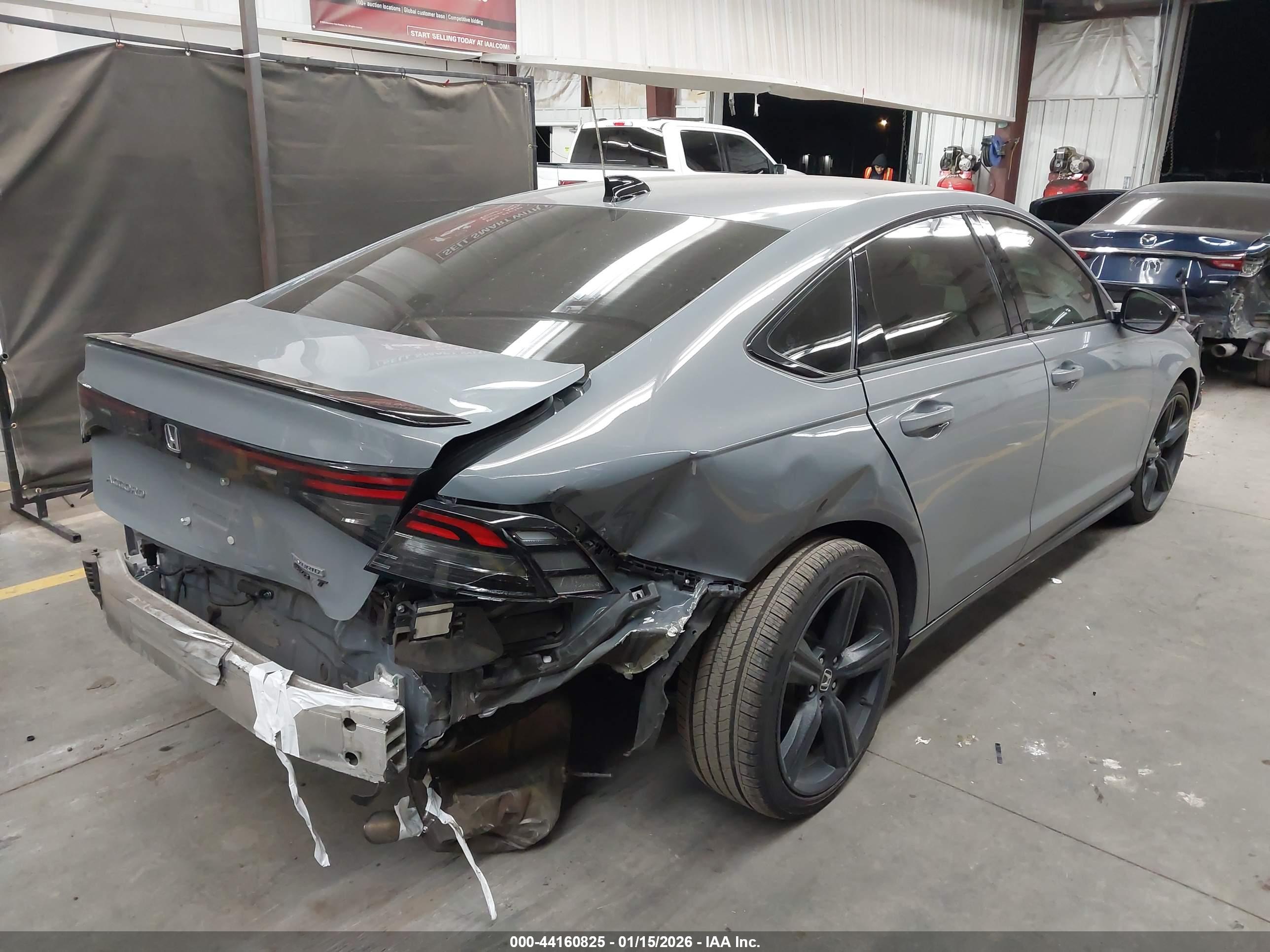 HONDA ACCORD image 4