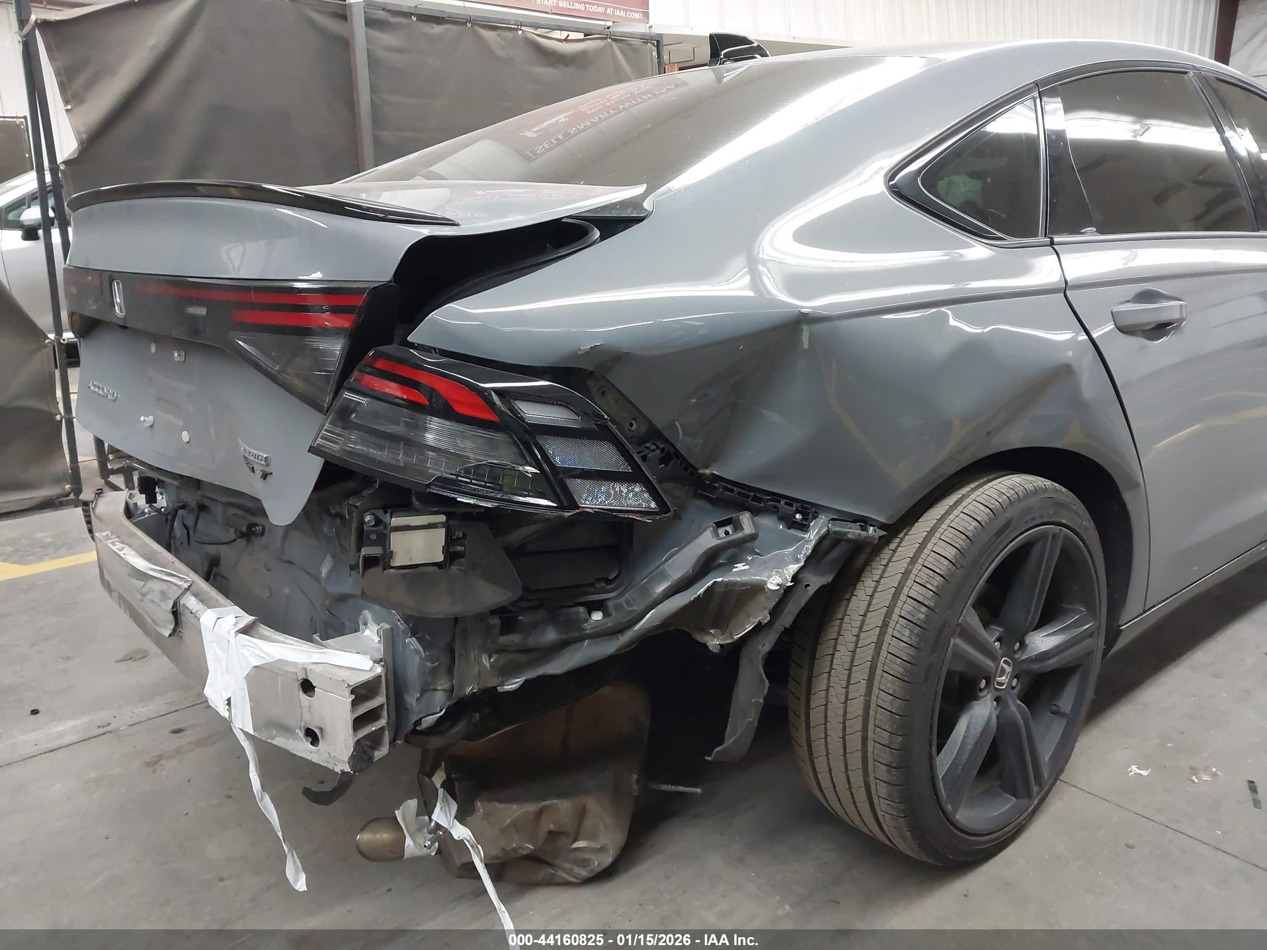 HONDA ACCORD image 6