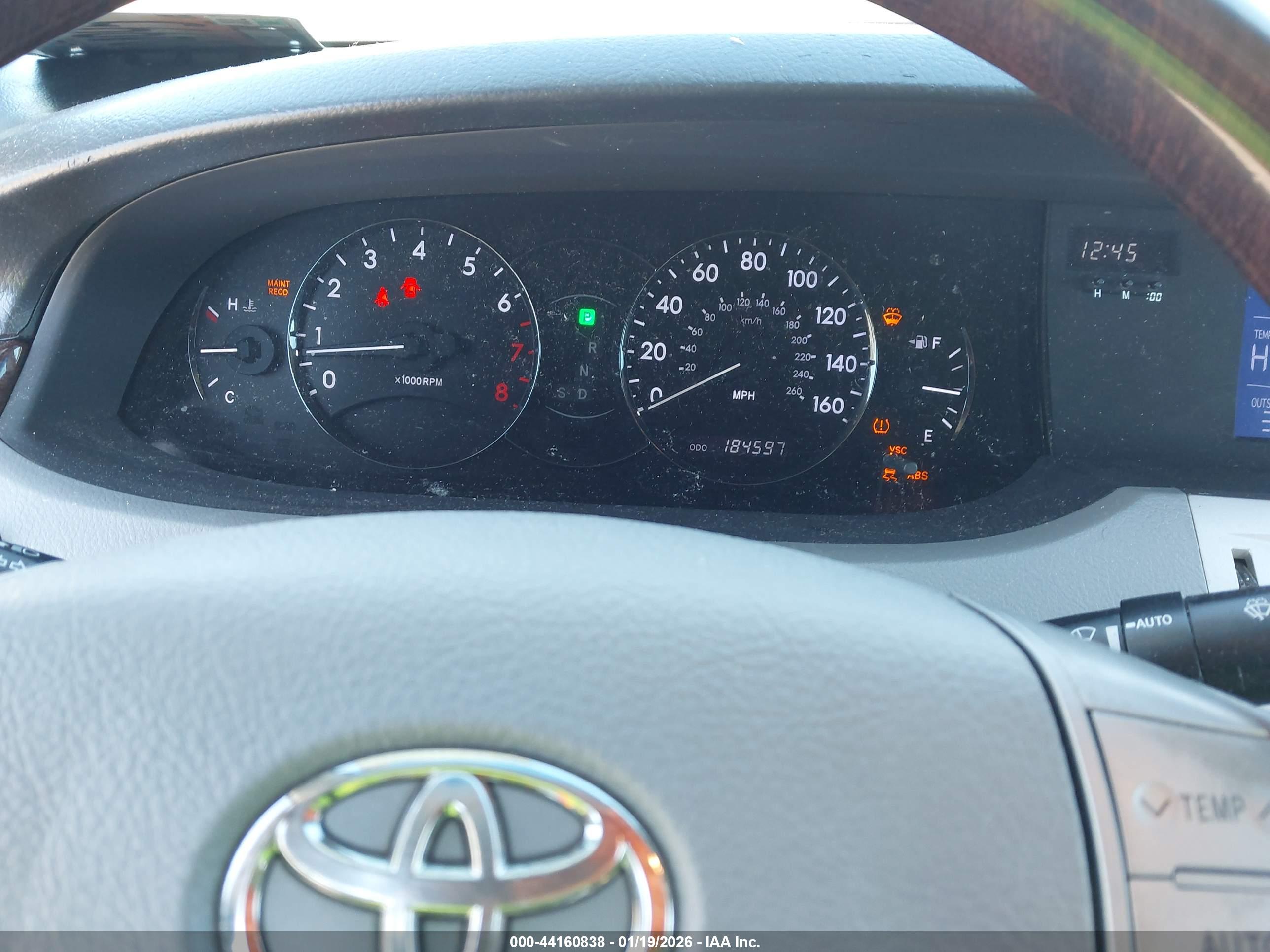 TOYOTA AVALON image 7