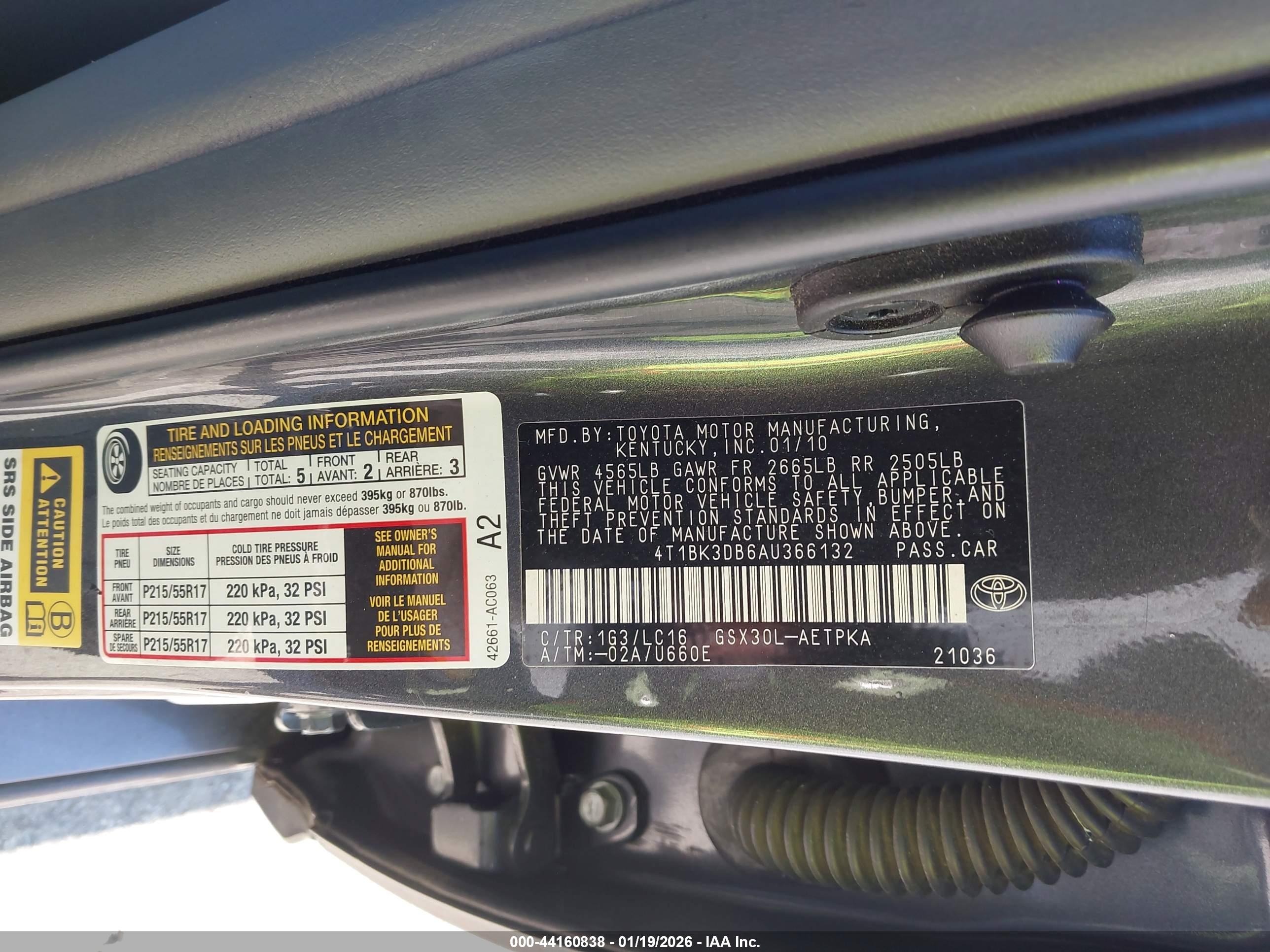 TOYOTA AVALON image 9