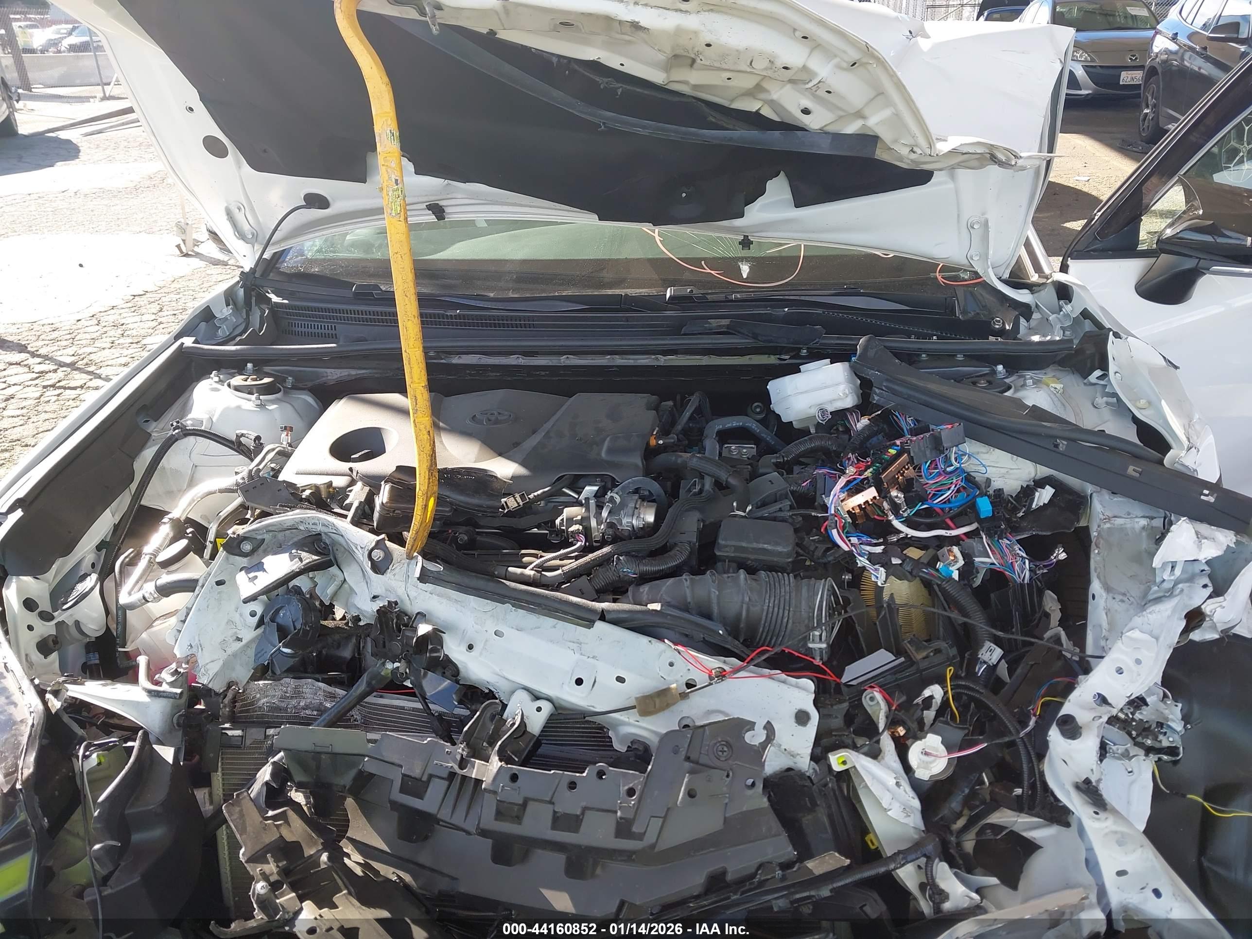 TOYOTA CAMRY image 10