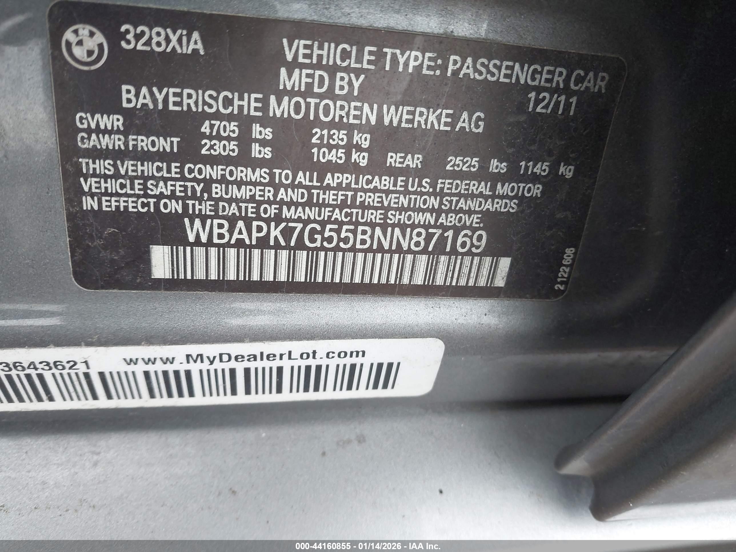 BMW 328I image 9