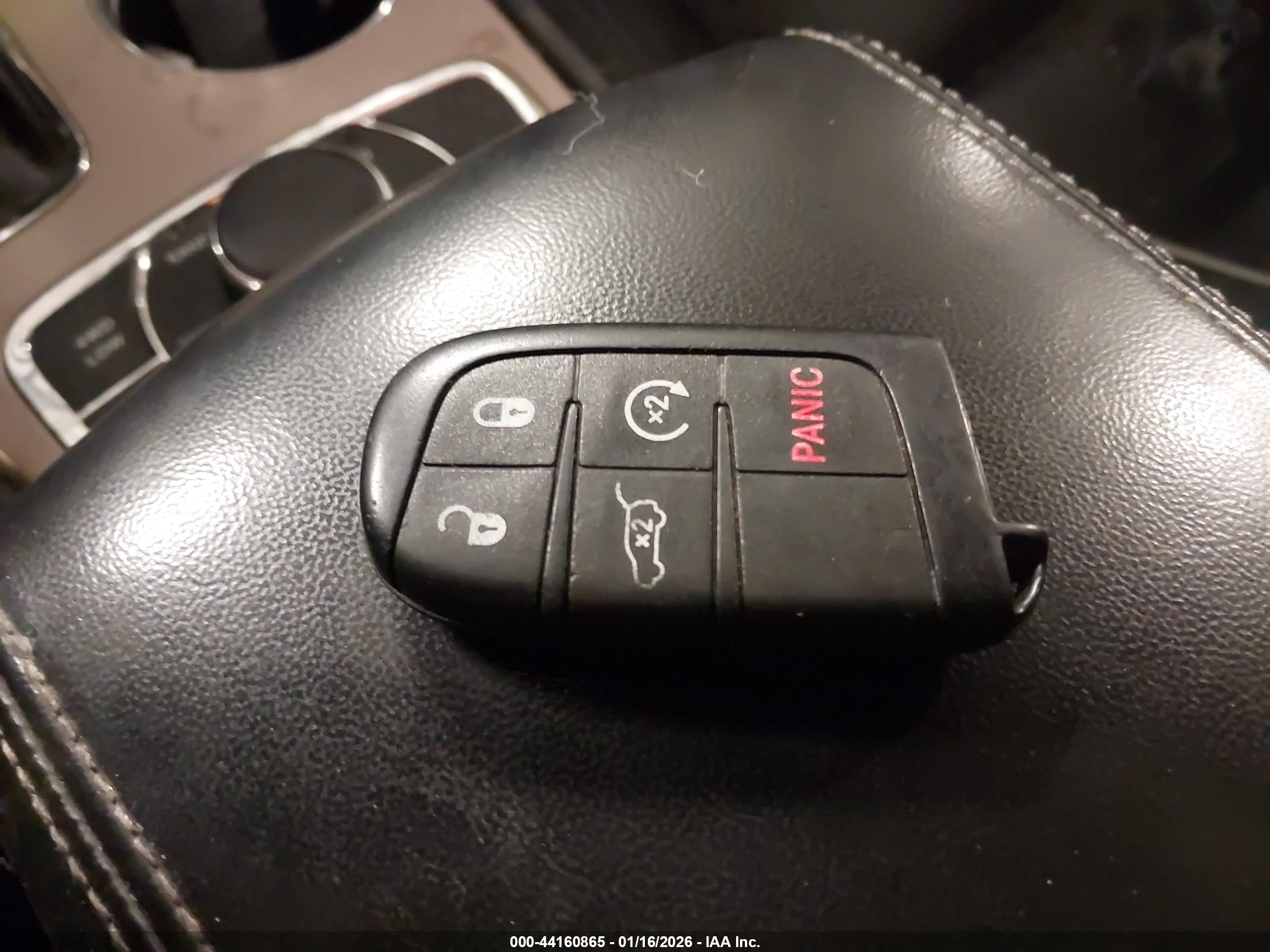 JEEP GRAND image 11