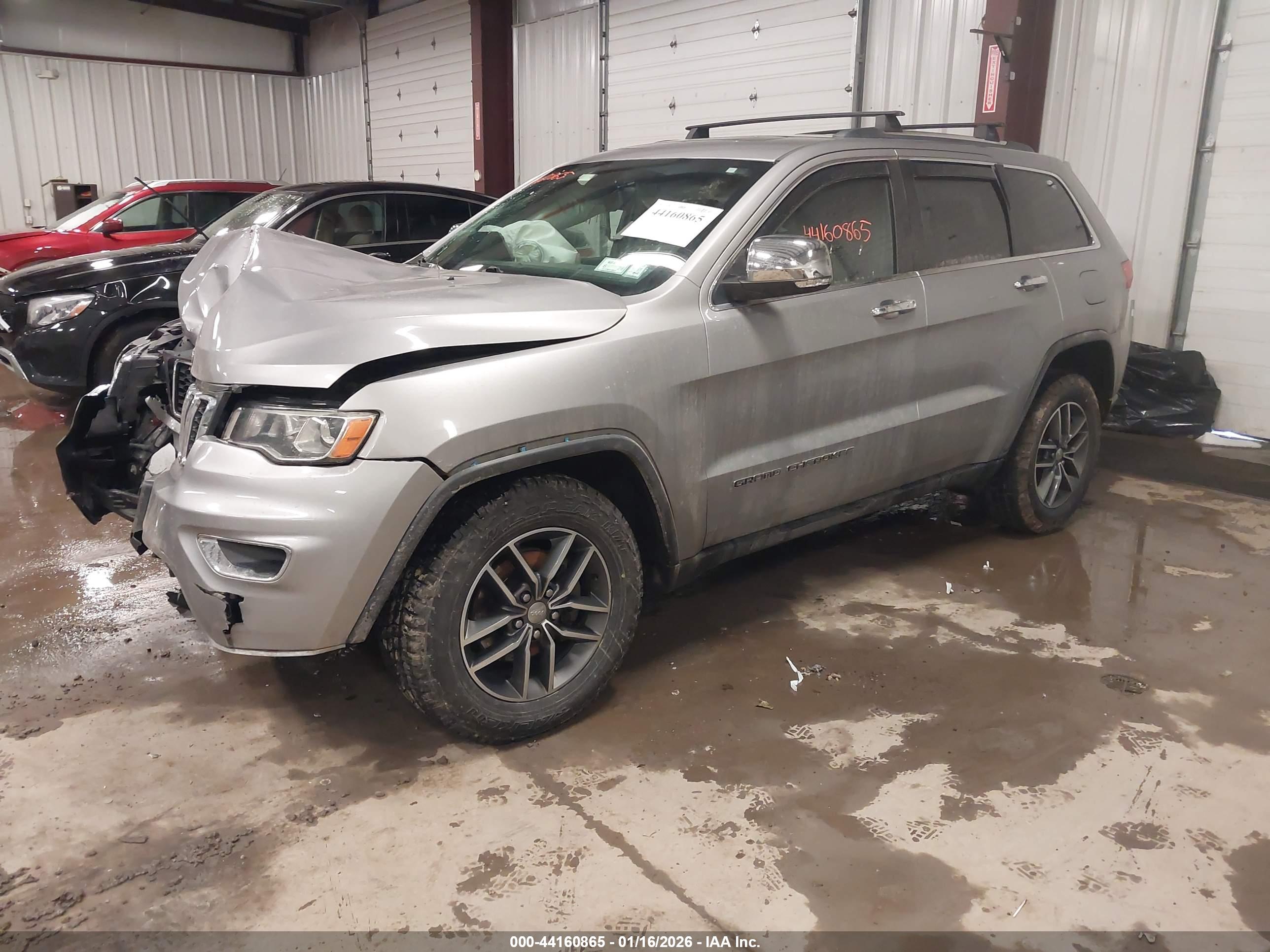 JEEP GRAND image 2