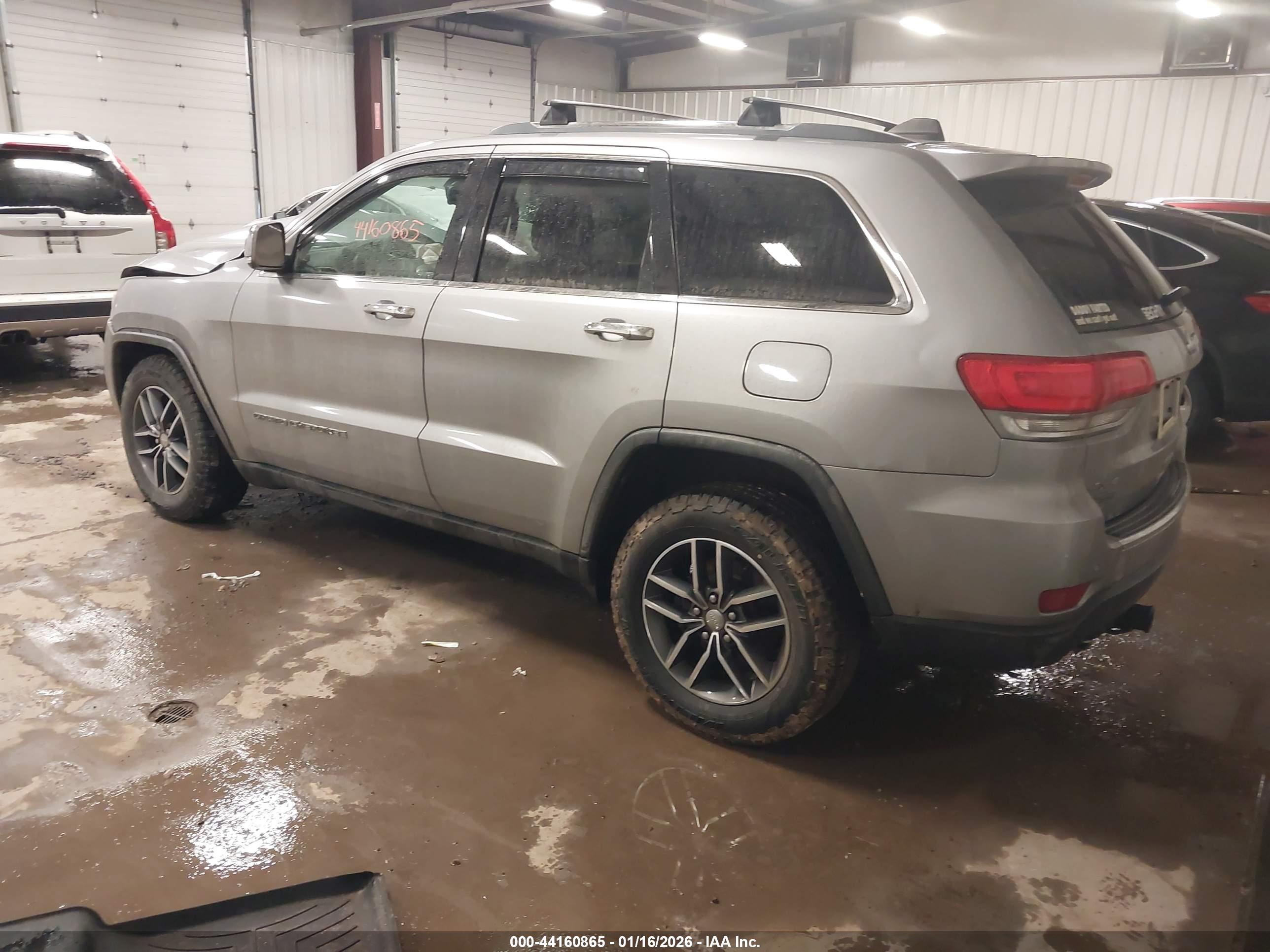 JEEP GRAND image 3