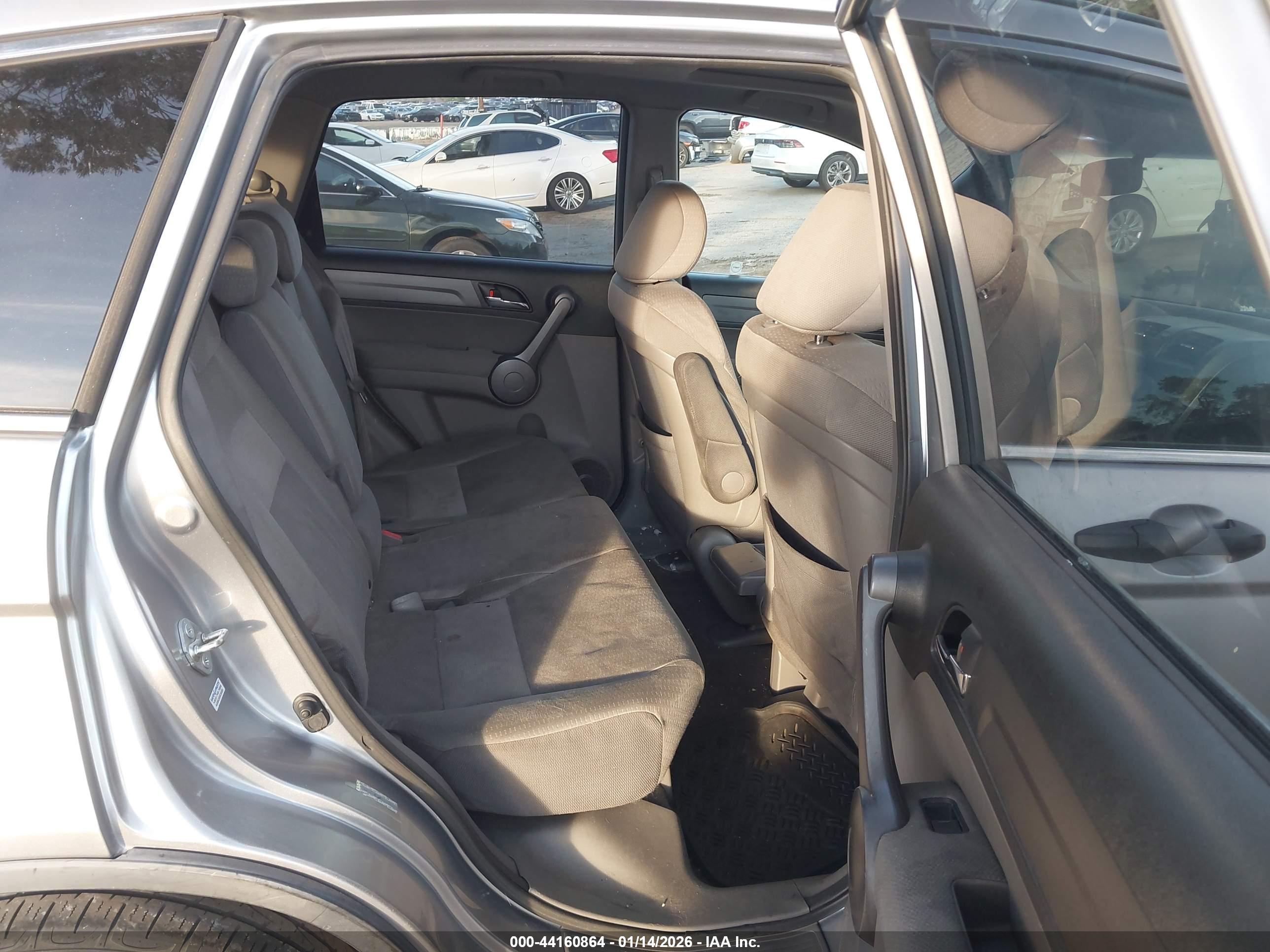 HONDA CR-V image 8