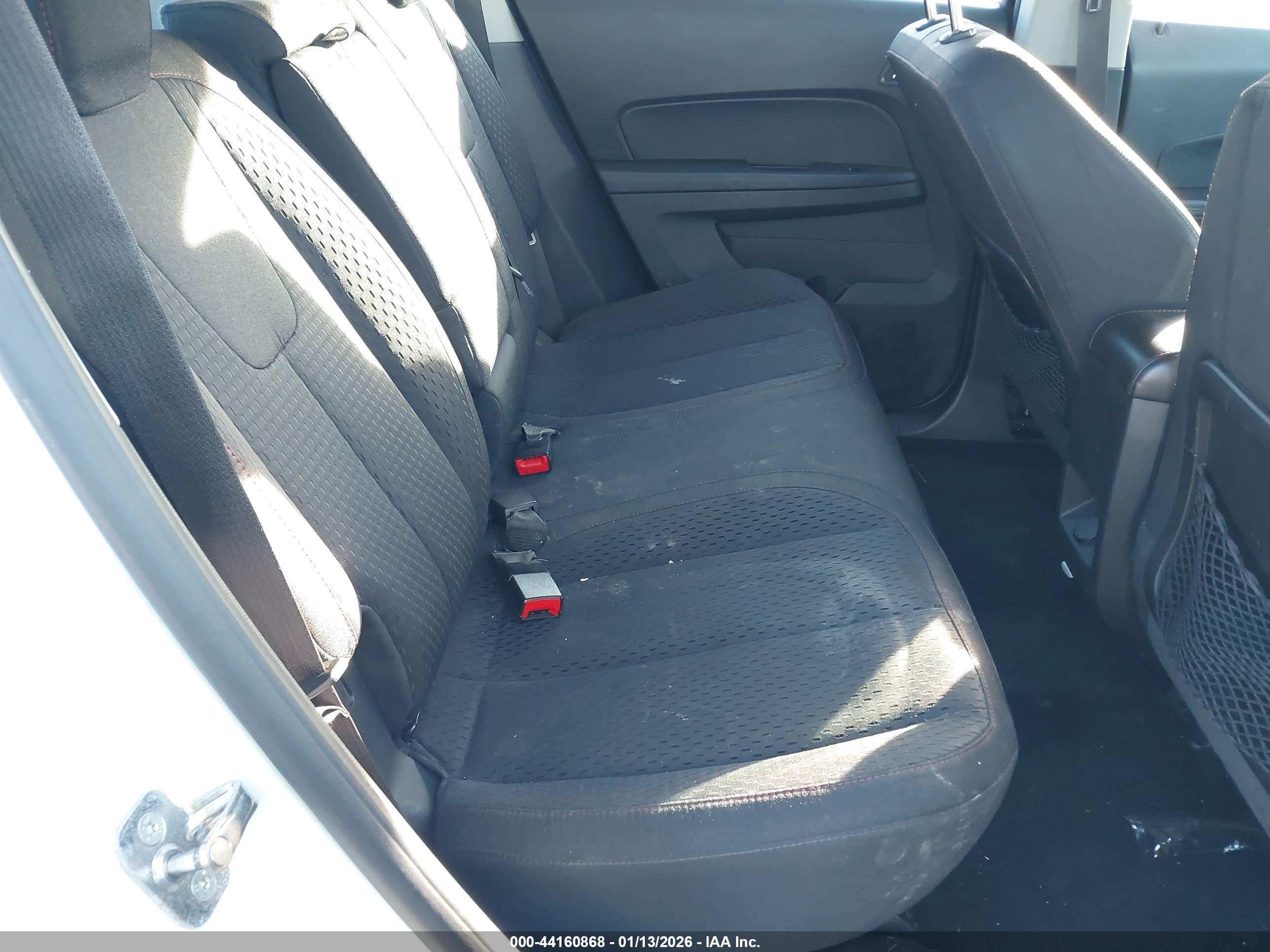 CHEVROLET EQUINOX image 8