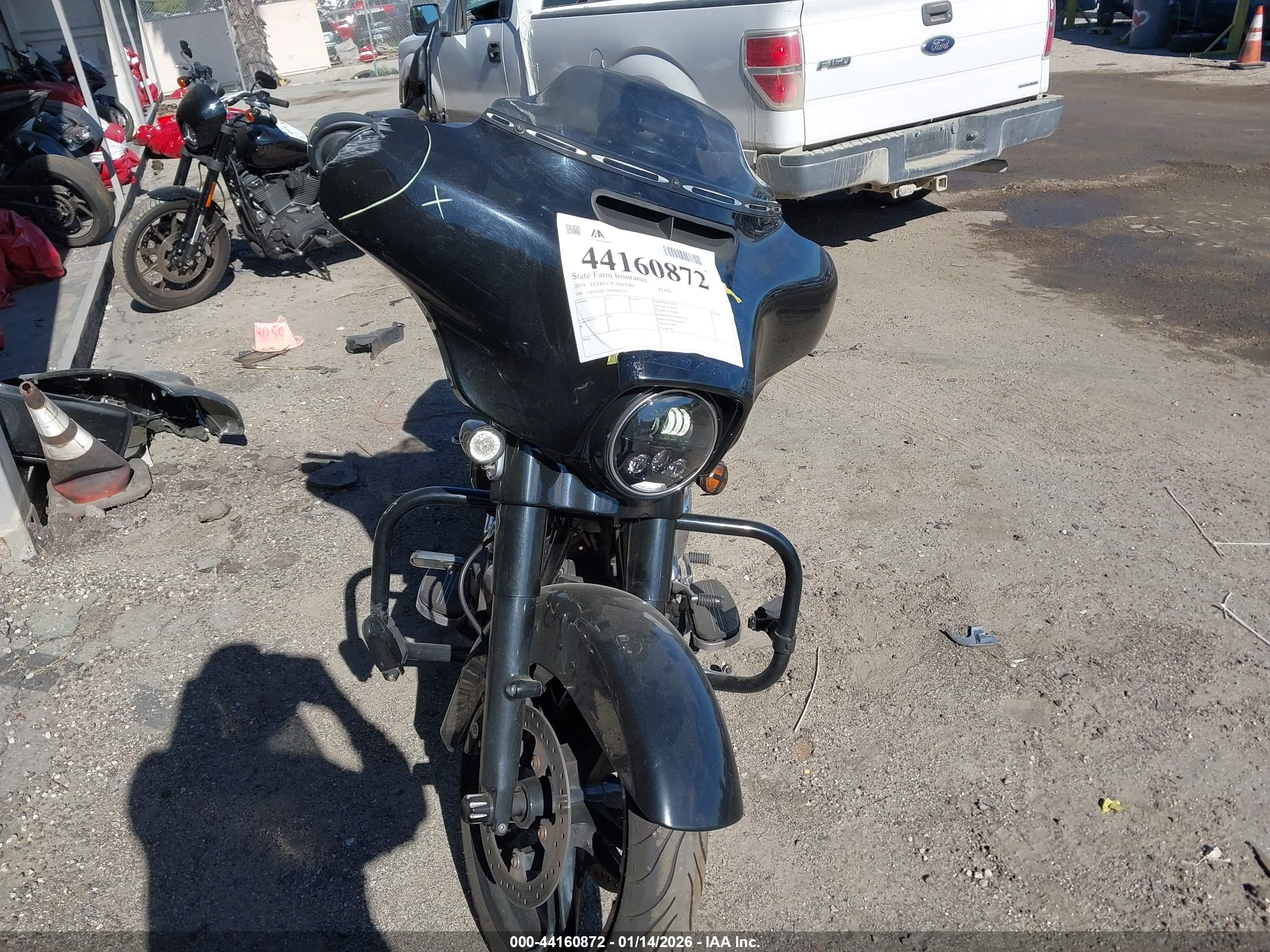 HARLEY-DAVIDSON FLHX image 5