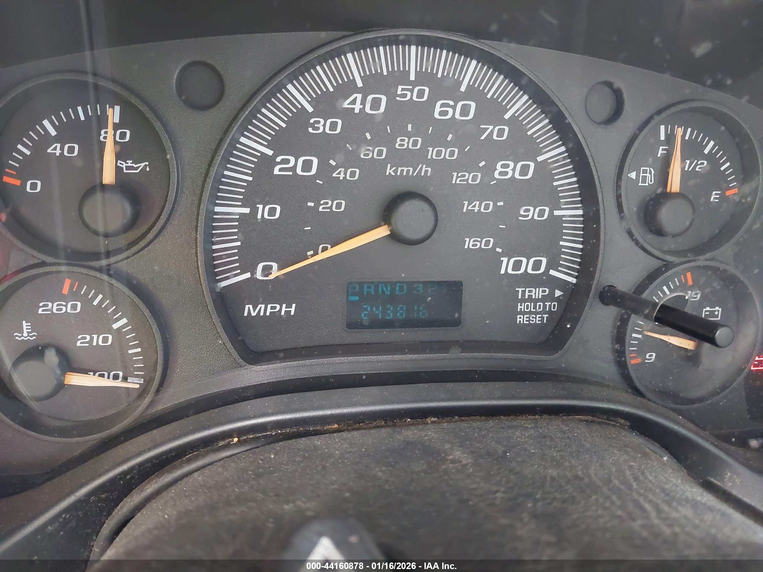 GMC SAVANA image 6